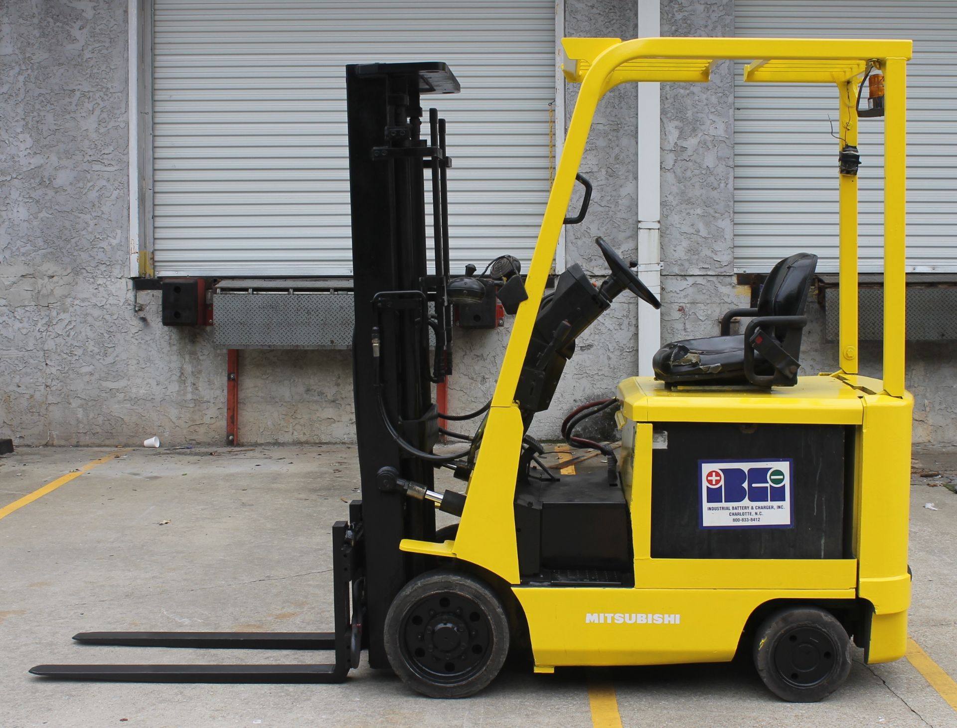 MITSUBISHI 3000 LBS CAPACITY ELECTRIC FORKLIFT, MODEL: 2FBC15, CAPACITY: 3000 LBS., MAX HEIGHT: