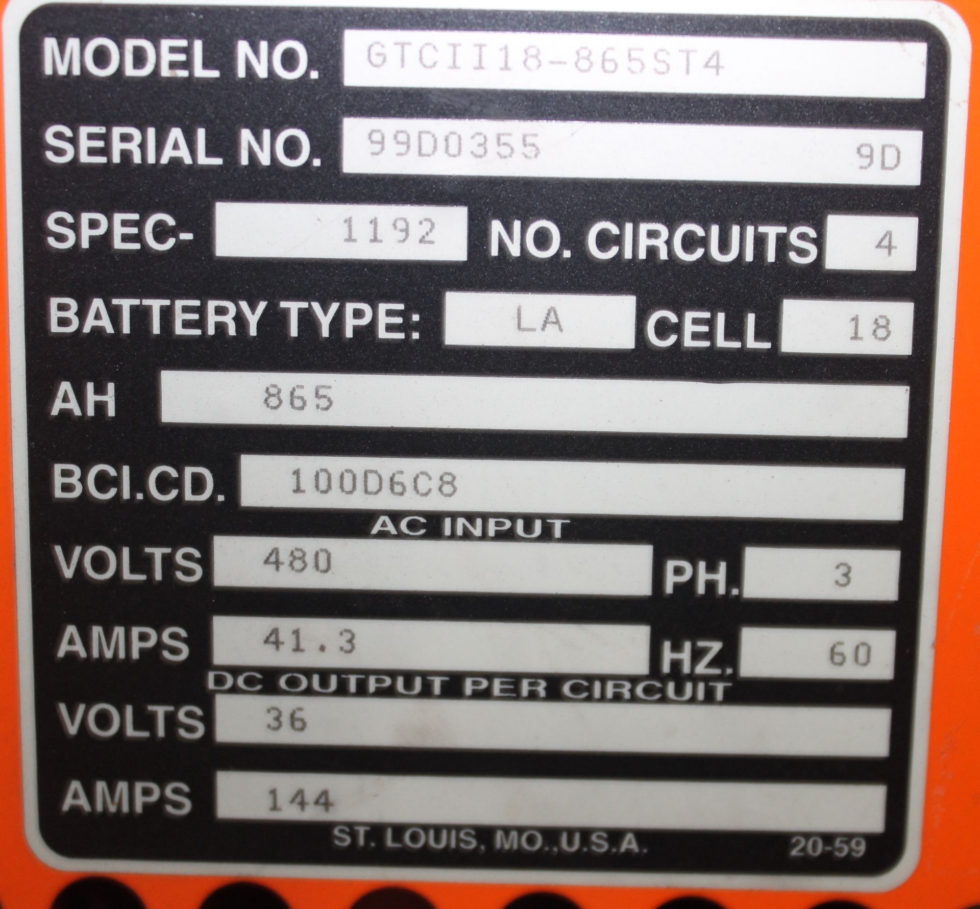 GNB 4 STATIONS 36 VOLTS BATTERY CHARGER, MODEL: GTCII18-865ST4, CHARGES 4 BATTERIES AT SAME TIME, - Image 5 of 5