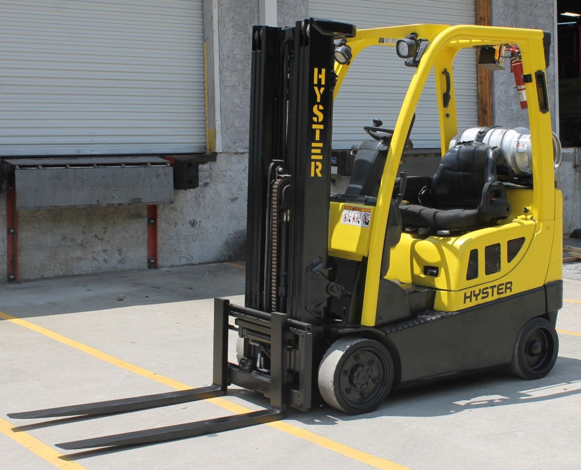 2007 HYSTER 3000 LBS. CAPACITY PROPANE FORKLIFT,