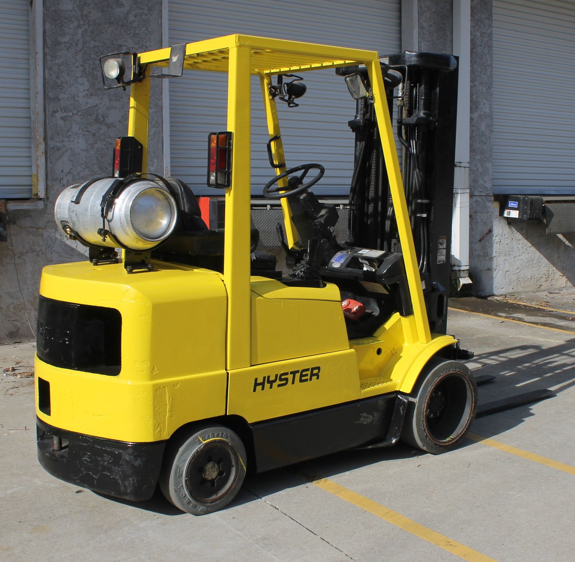 2003 HYSTER S60XM PROPANE FORKLIFT, 5500 LBS CAP. - Image 4 of 6