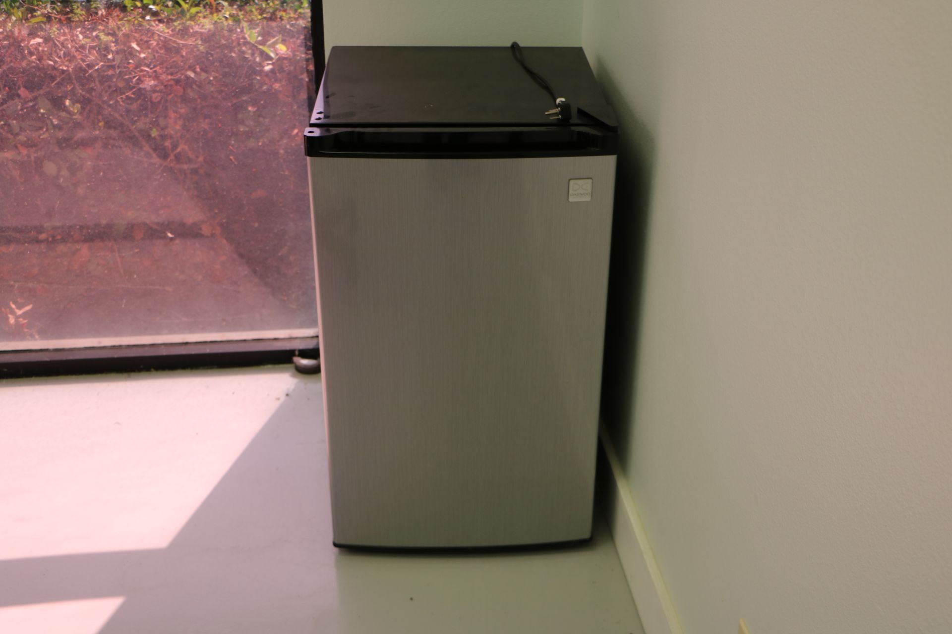 Daewoo Compact Refrigerator - Image 2 of 4