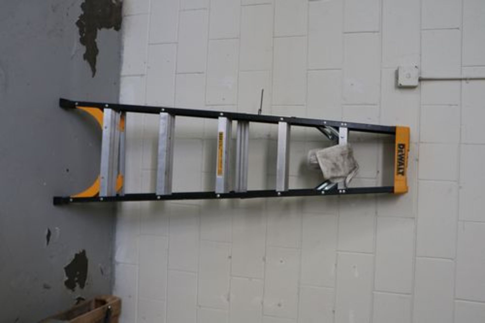 DeWalt 6’ A-Frame Fiberglass Ladder