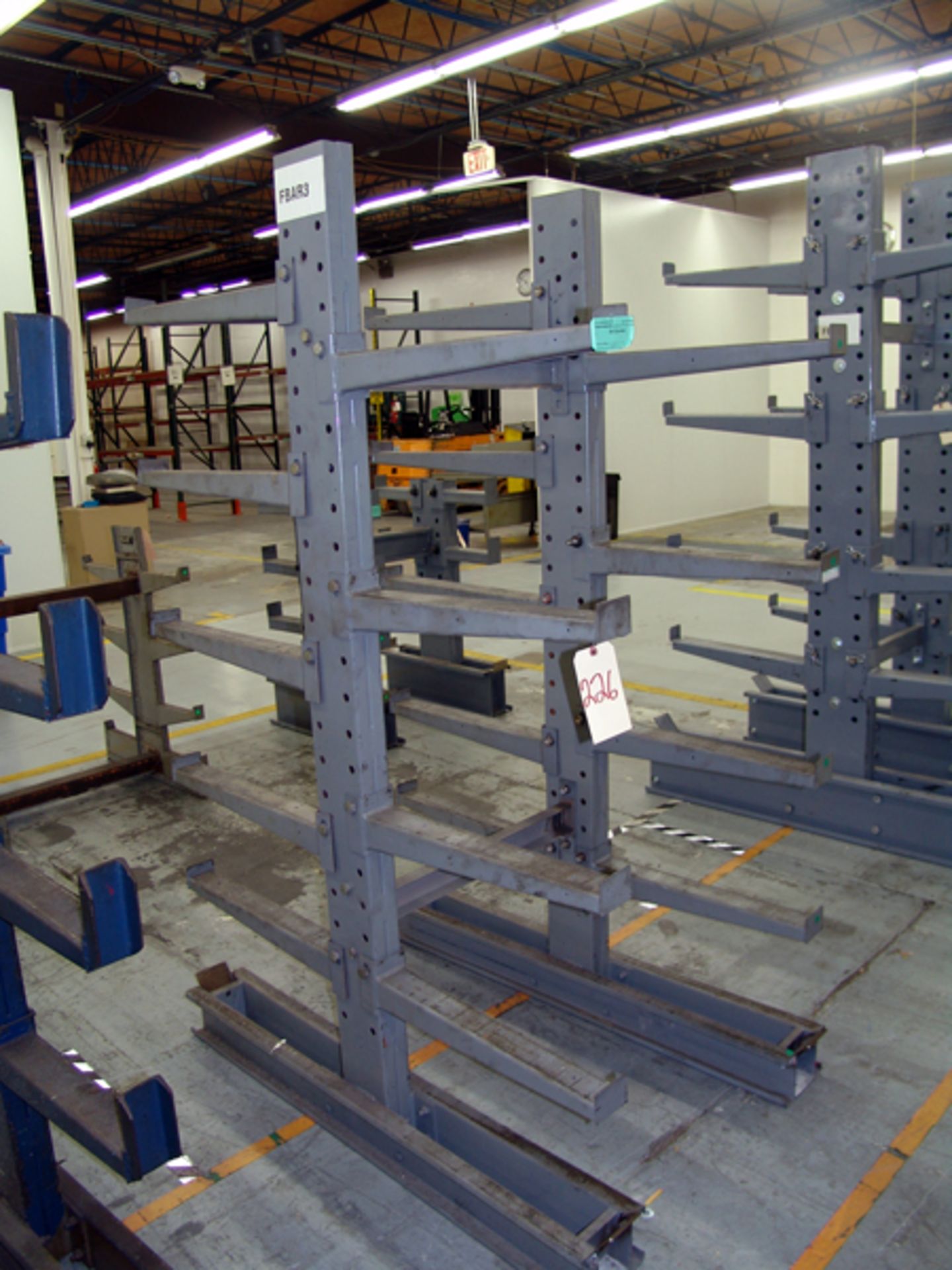 Cantilever Rack, Double Sided, 18 Support Arms, Arm Length: 24", 80" (H)