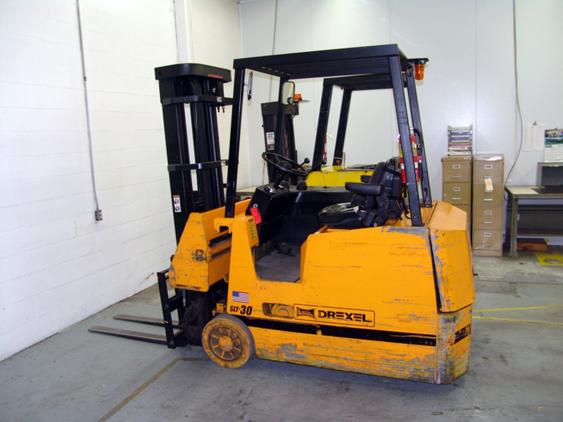 DREXEL Forklift, Model SLT30, s/n 965015-1584, 36V, 3000LB Cap., 4" x 42" Fork Extensions, 32" - Image 2 of 3