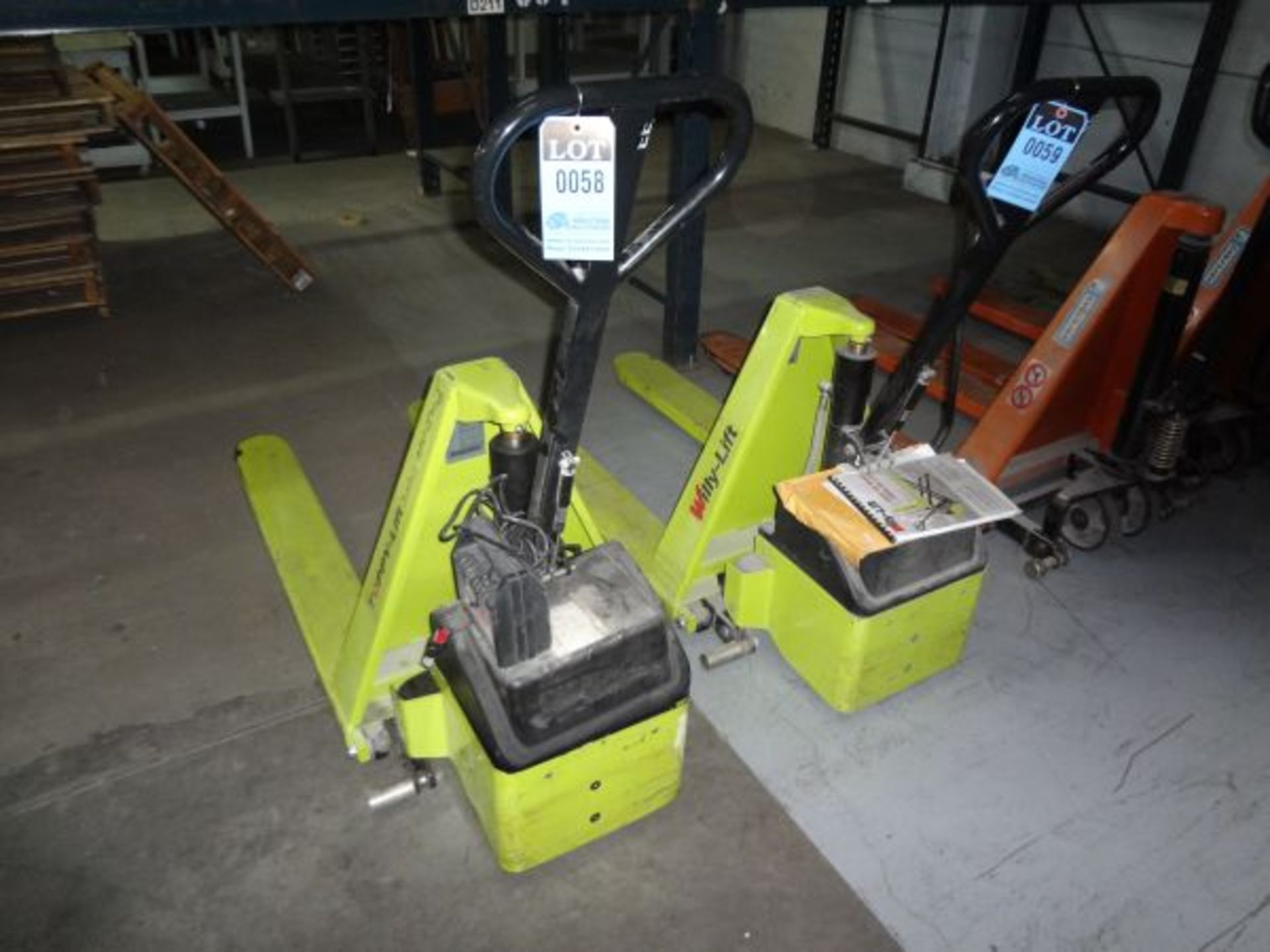 2,200 LB. WILLY LIFT SCISSOR TYPE ELECTRIC PALLET TRUCK