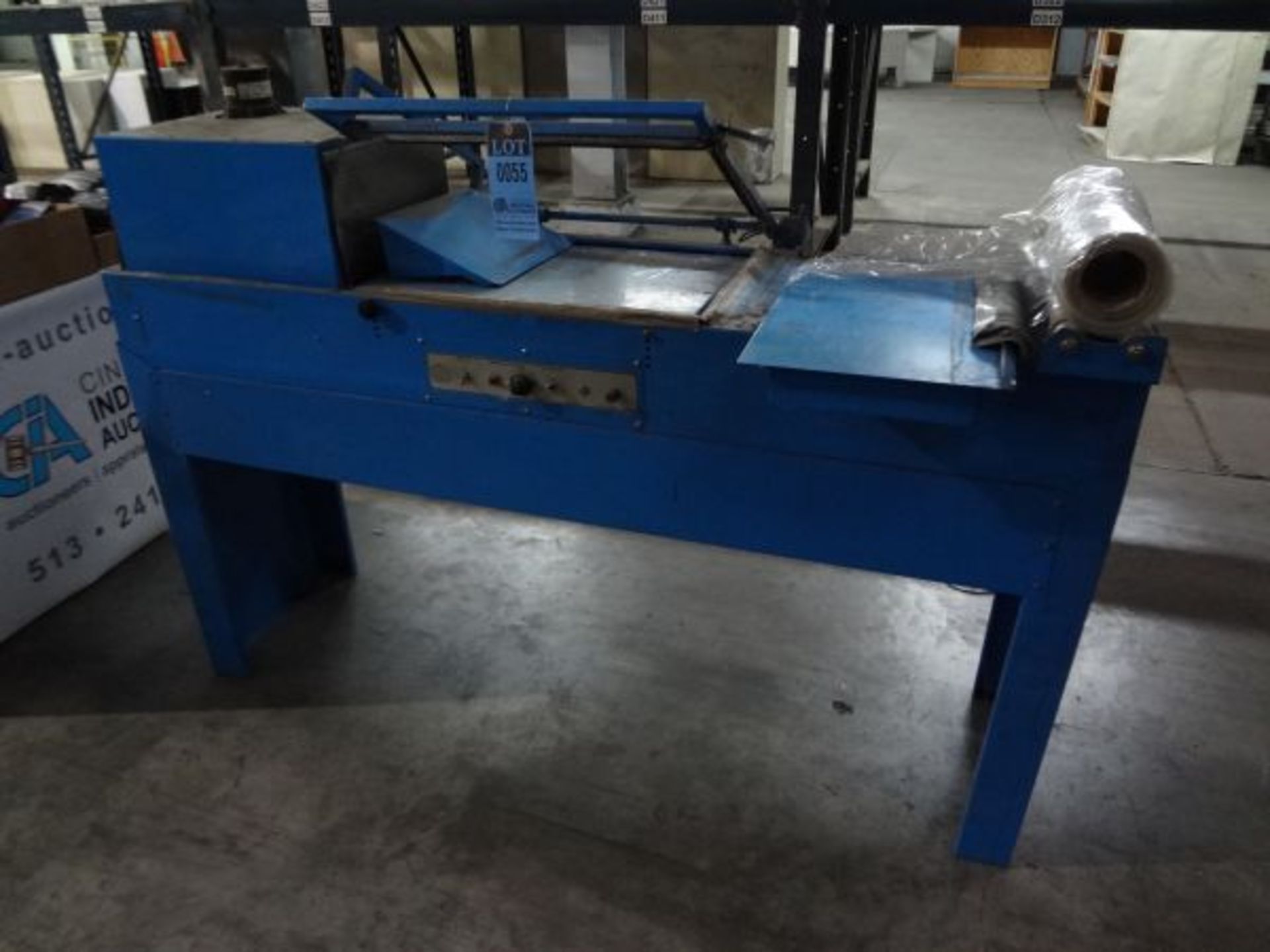 12" X 20" MFG. UNKNOWN L-SHAPED HEAT SEALER