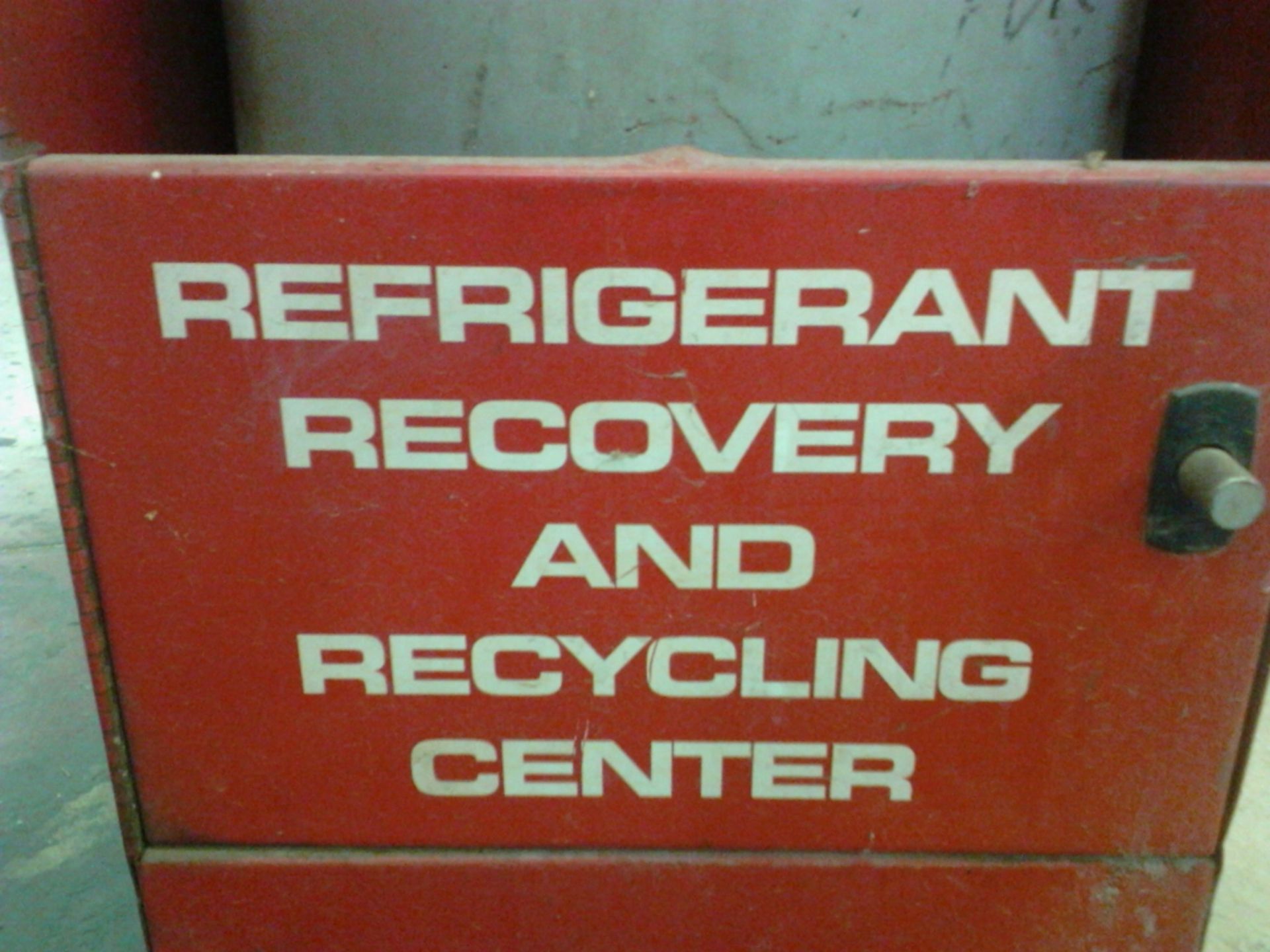 automotive recovery recycle and recharge - Image 10 of 15