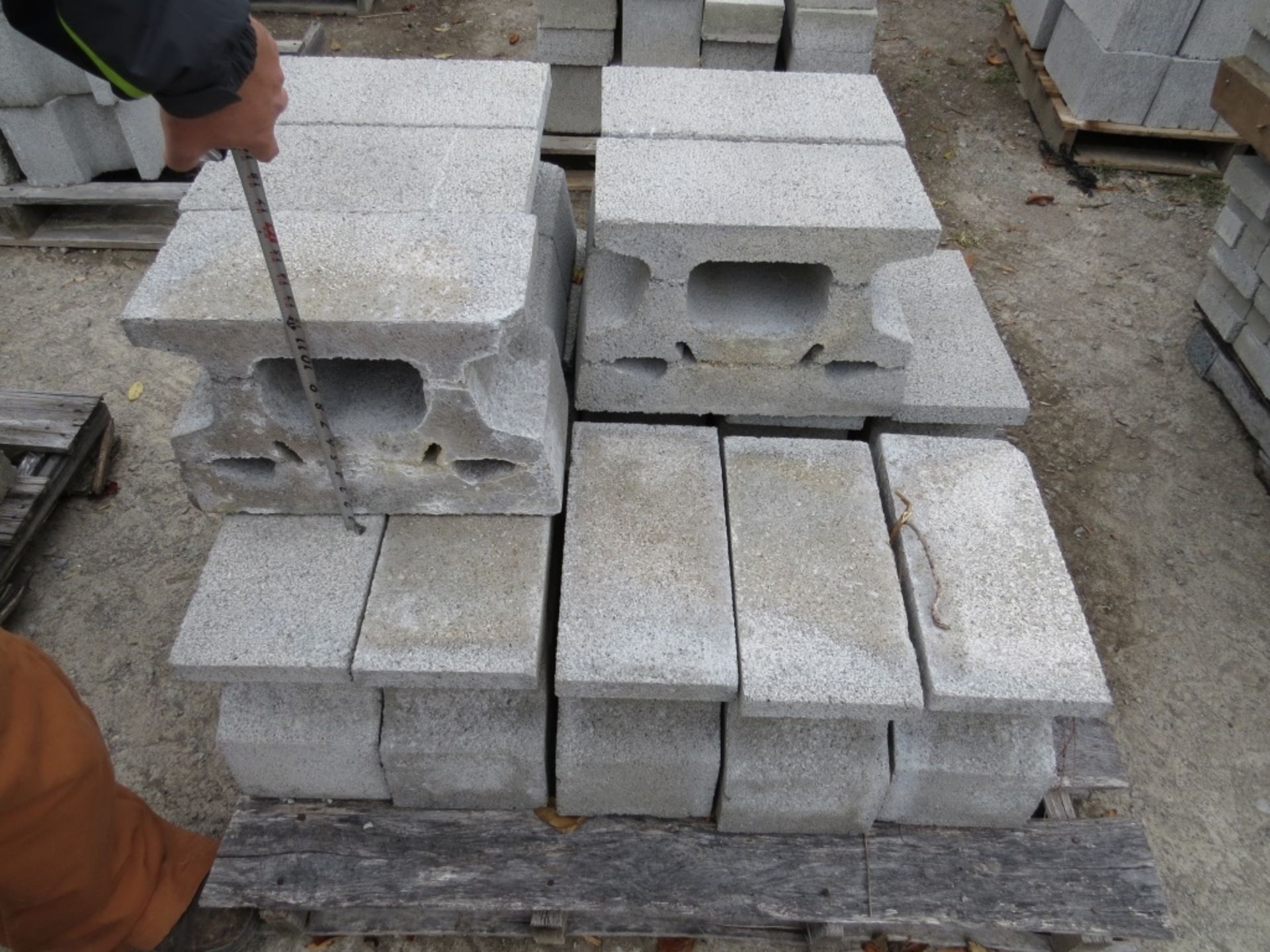 (qty -5) Pallets of Retaing Wall Block, 18"  wide face, 8" tall, 1' Deep, Approx (80)  Total Blocks, - Image 9 of 11