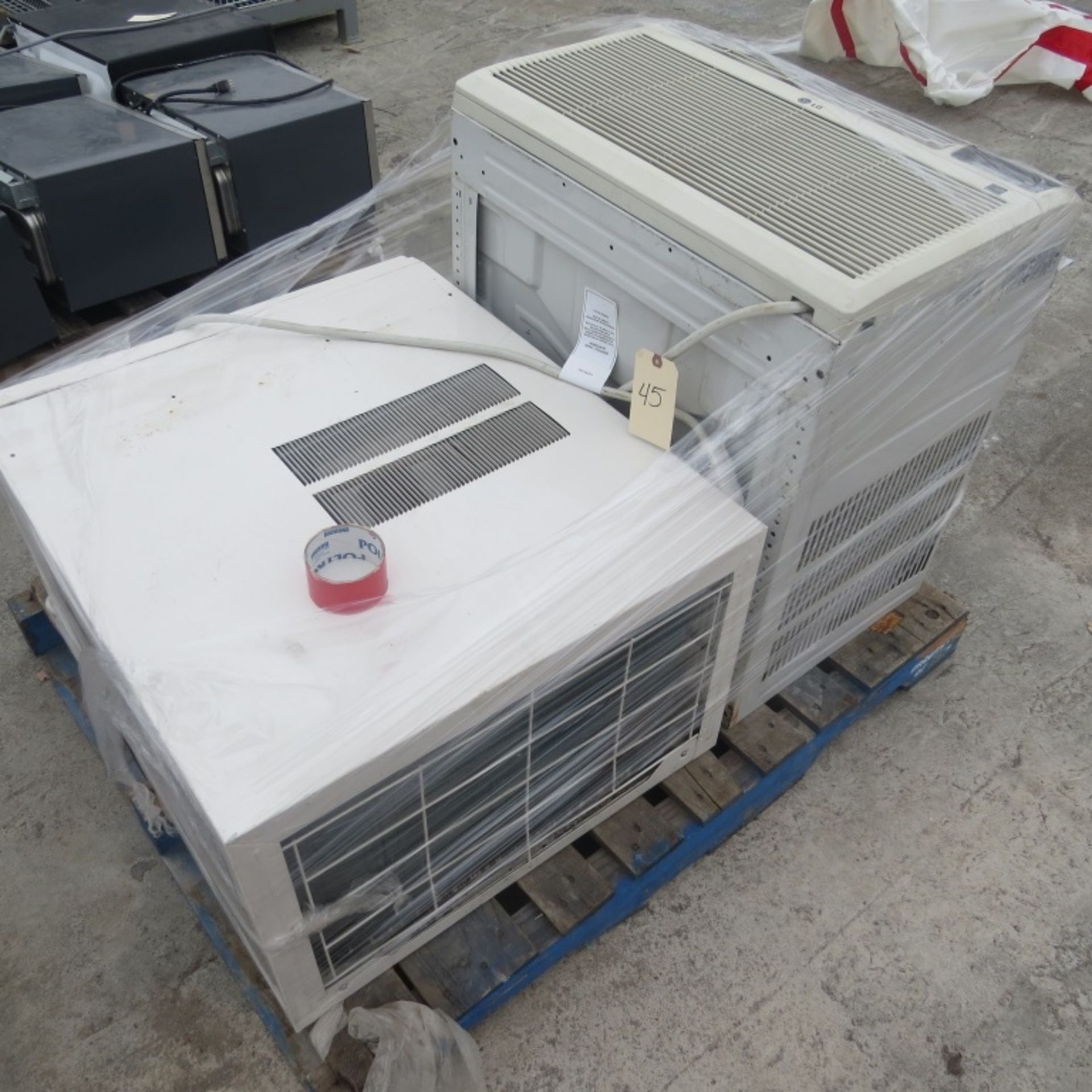 (qty-2)LG & ComfortAir Air Conditioning Window Units