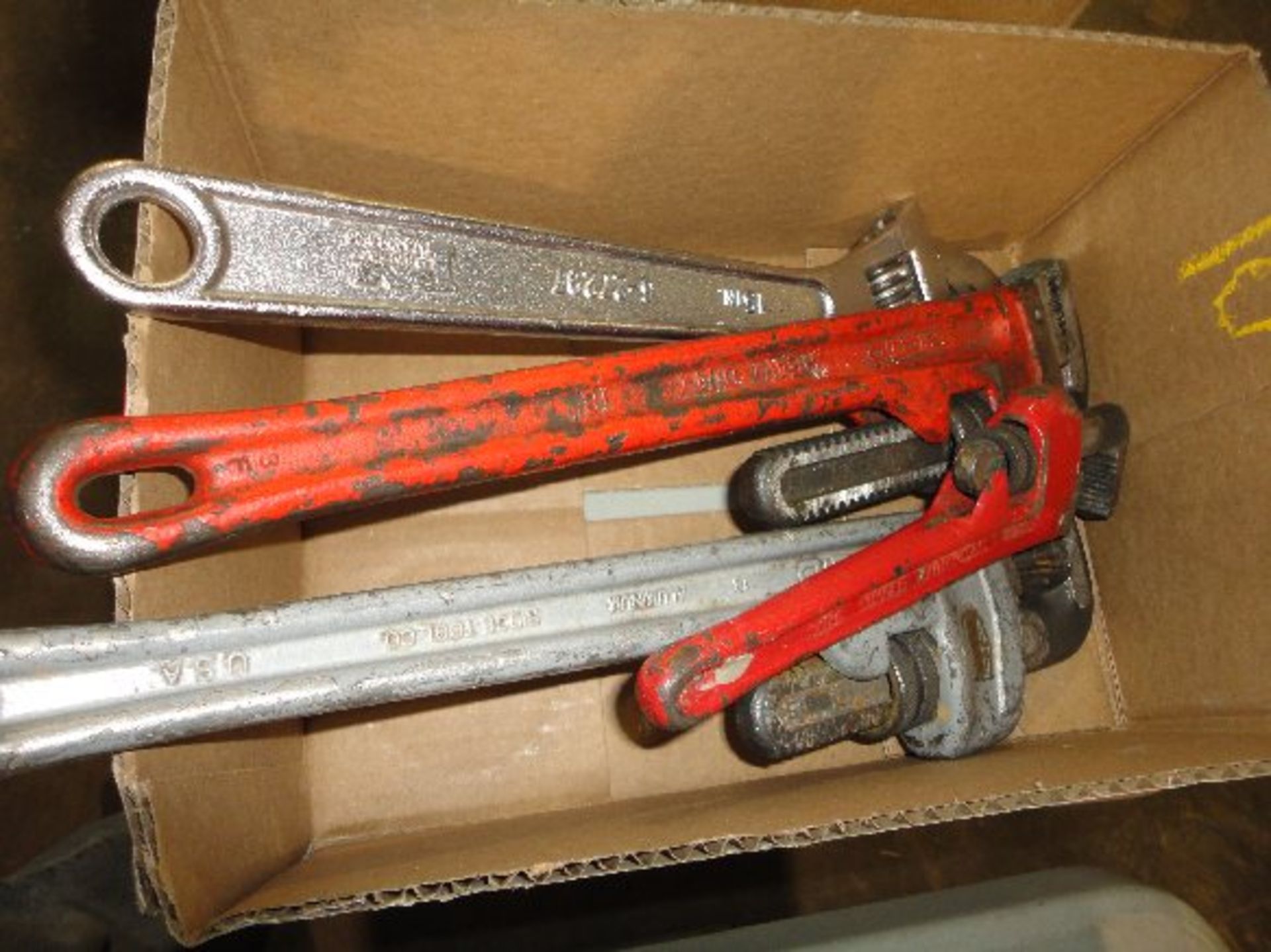 CONTENTS BOX (3) RIDGID PIPE WRENCHES, CRESCENT WRENCH