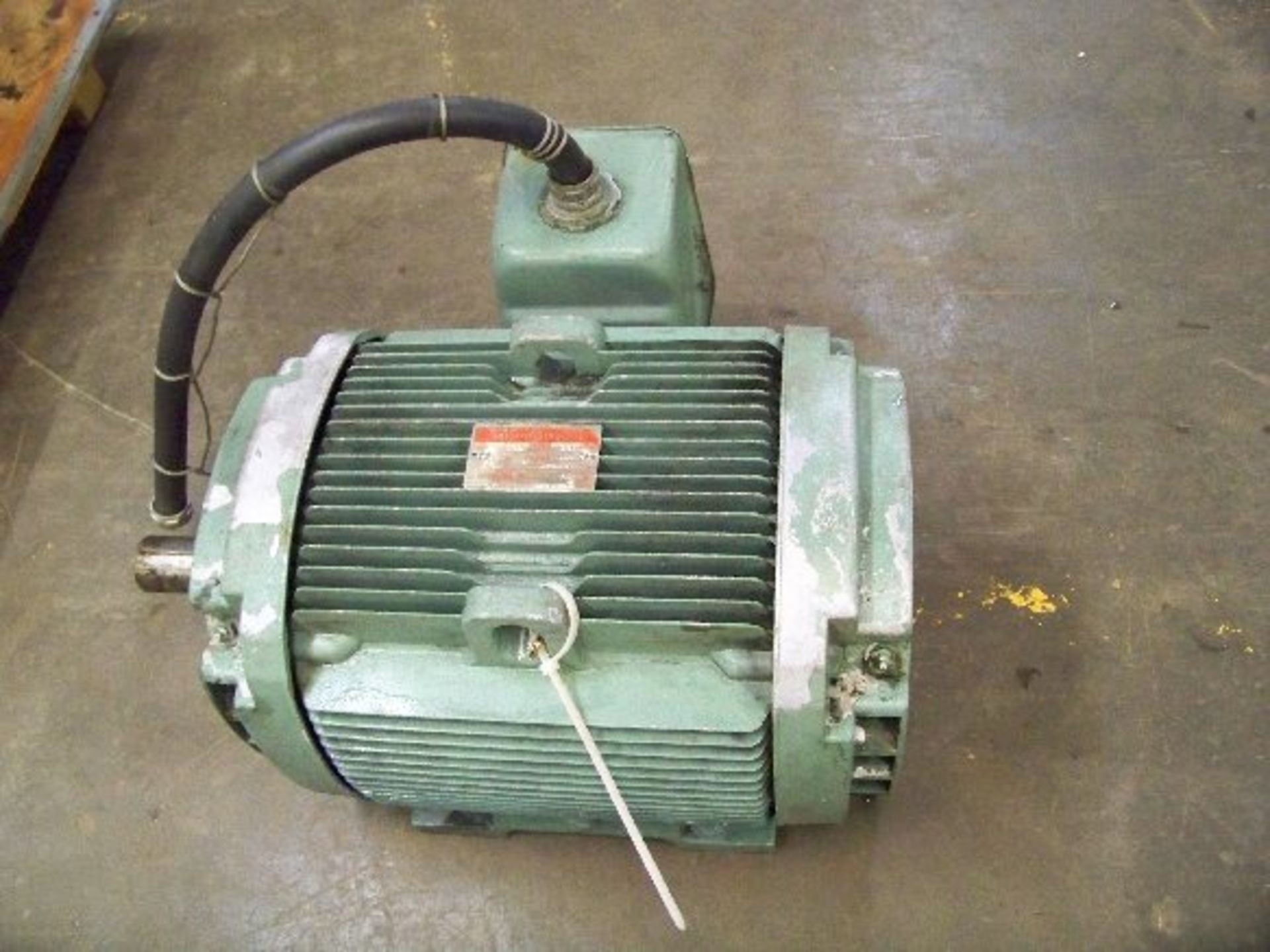 GE 40HP 3-PHASE MOTOR, 1775 RPM, 230/460 VOLT, 324T FRAME - Image 2 of 5