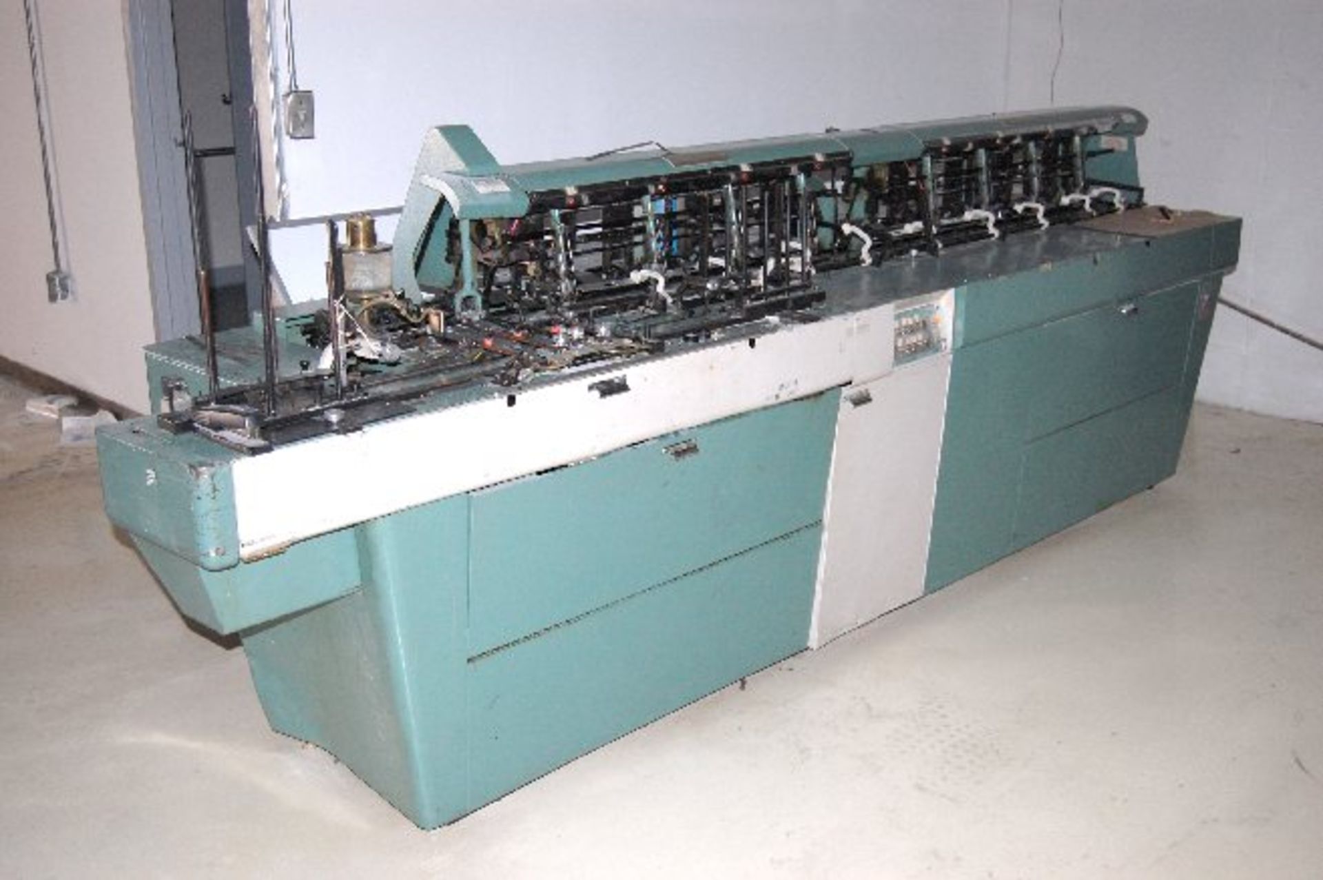 BELL & HOWELL PHILLIPSBURG COMPANY INSERTING & SEALING MACHINE Mdl A340-C8, S/N 193022