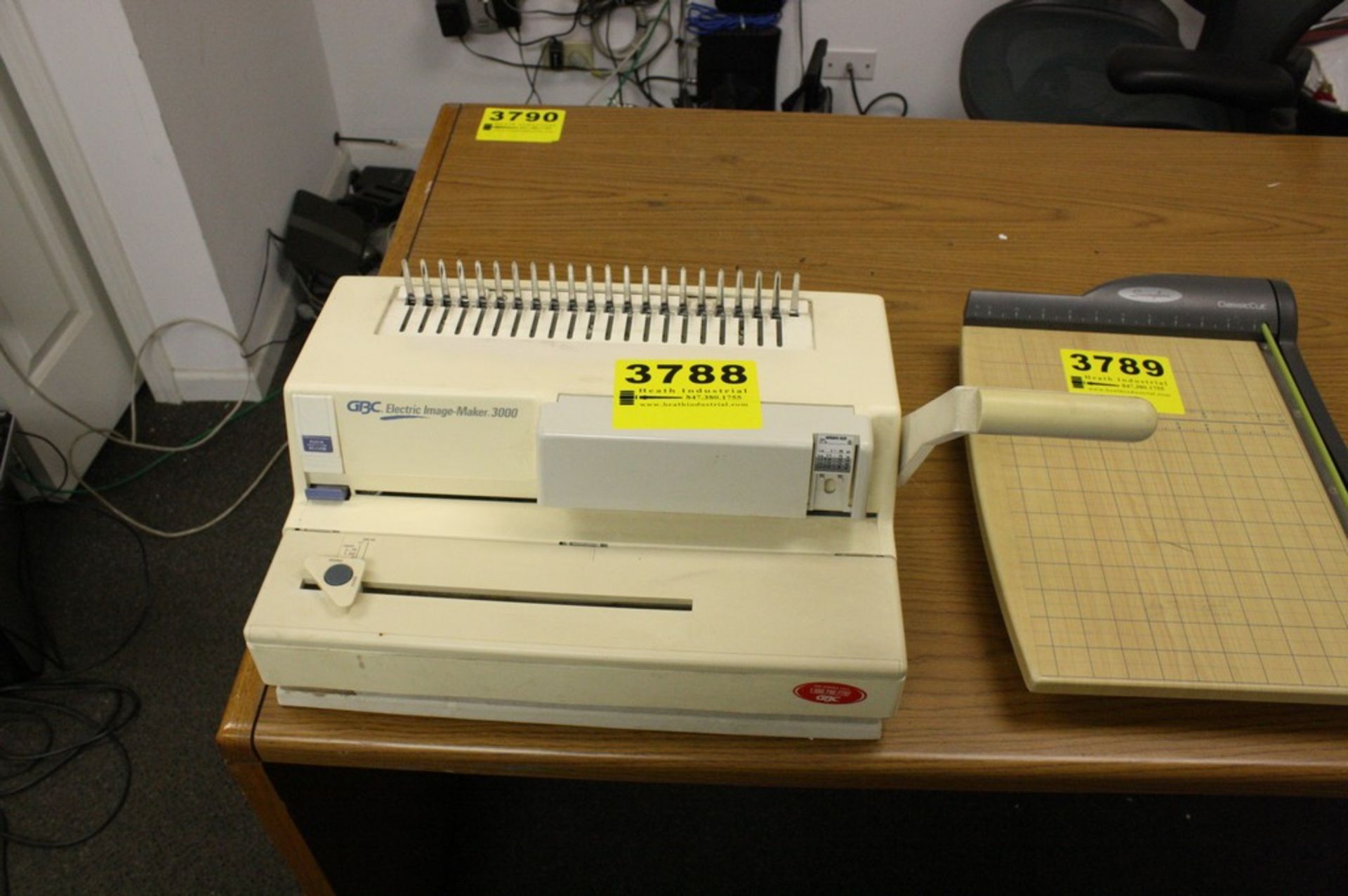 GBC ELECTRIC IMAGE MAKER 3000 PUNCH/BINDER