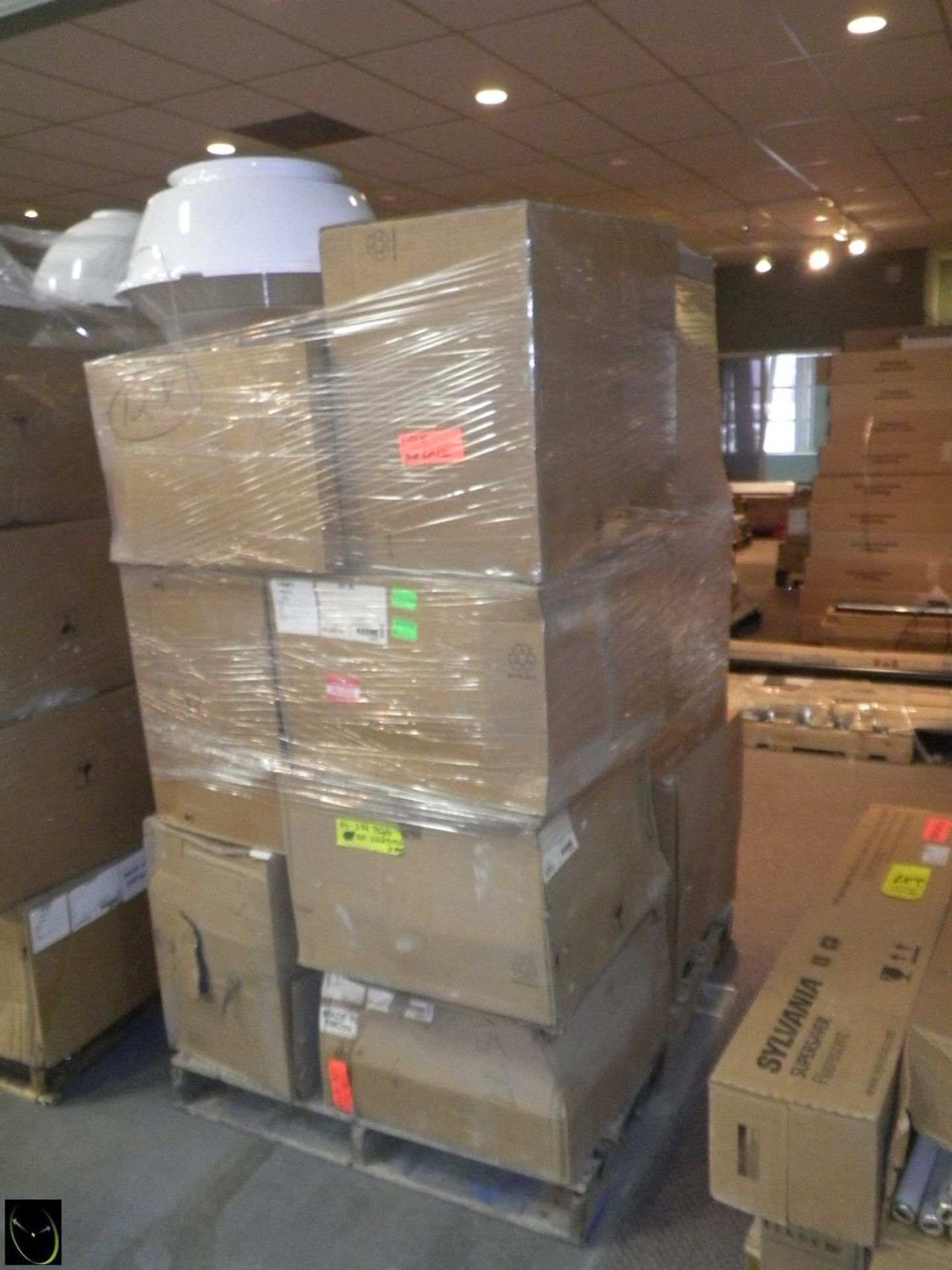 Pallet Of SIXTEEN KEENE Ultra Low Bay Reflector Refractor Low Glare HID Light Covers. - Image 2 of 2