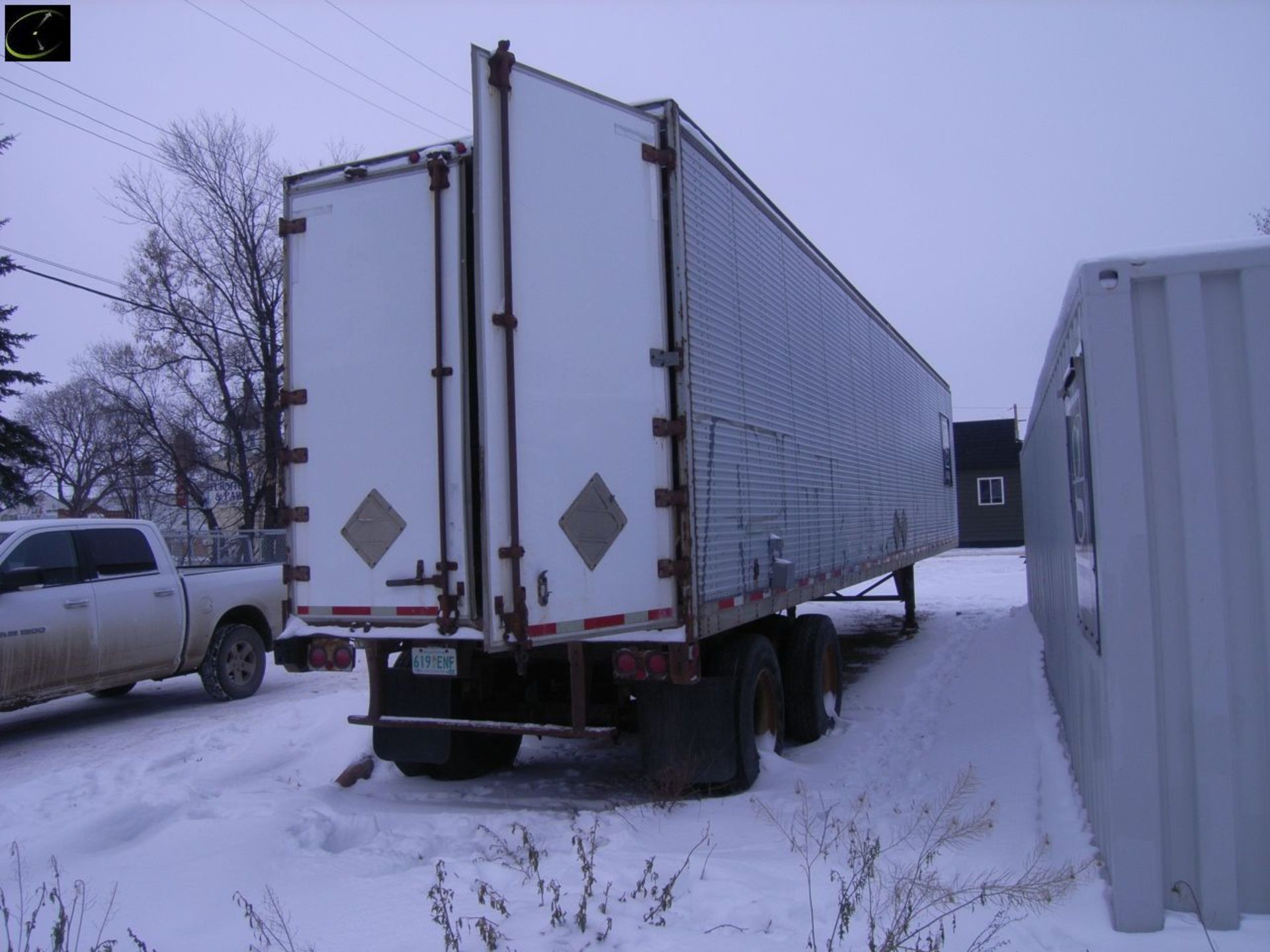 1987 TRAIL MOBILE 45 Ft. Van Trailer w/ Crank Down Dollies, T/A, Dayton Rims, 11R22.5 Tires. - Image 9 of 9