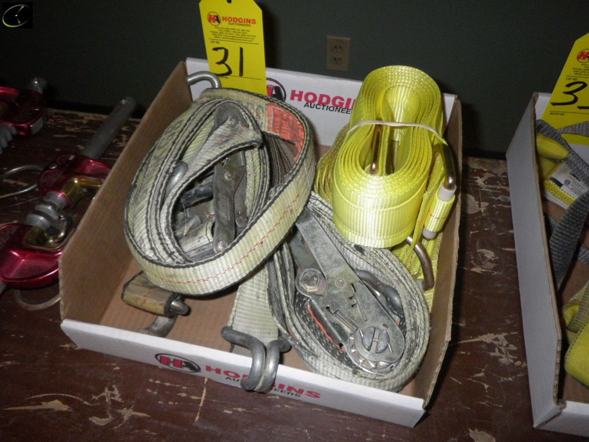 Box w/ THREE Ratchet Straps, TWO Safety Straps.