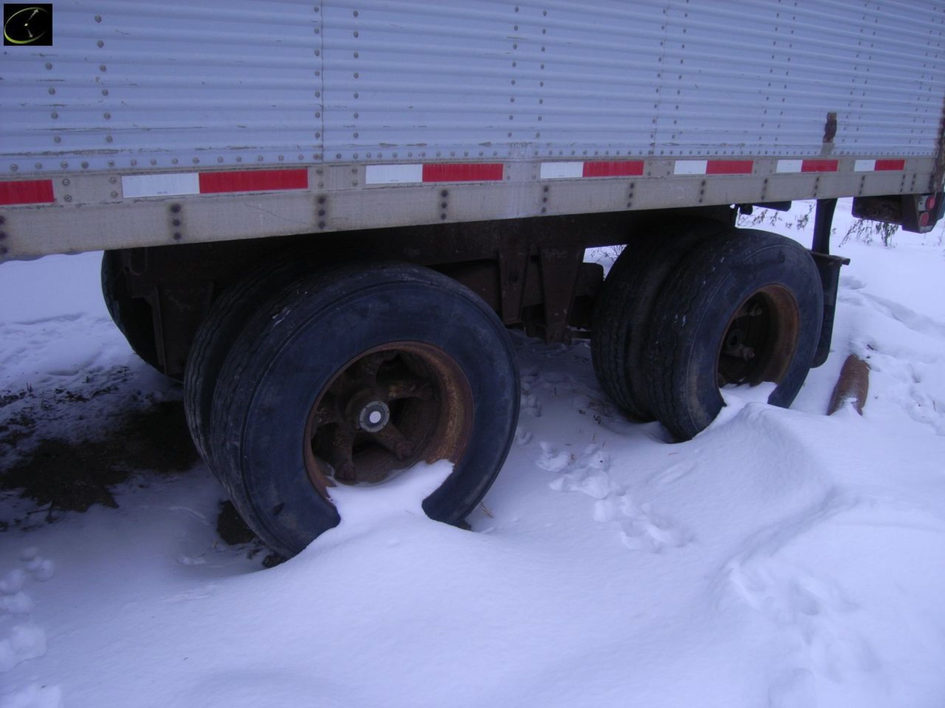 1987 TRAIL MOBILE 45 Ft. Van Trailer w/ Crank Down Dollies, T/A, Dayton Rims, 11R22.5 Tires. - Image 3 of 9