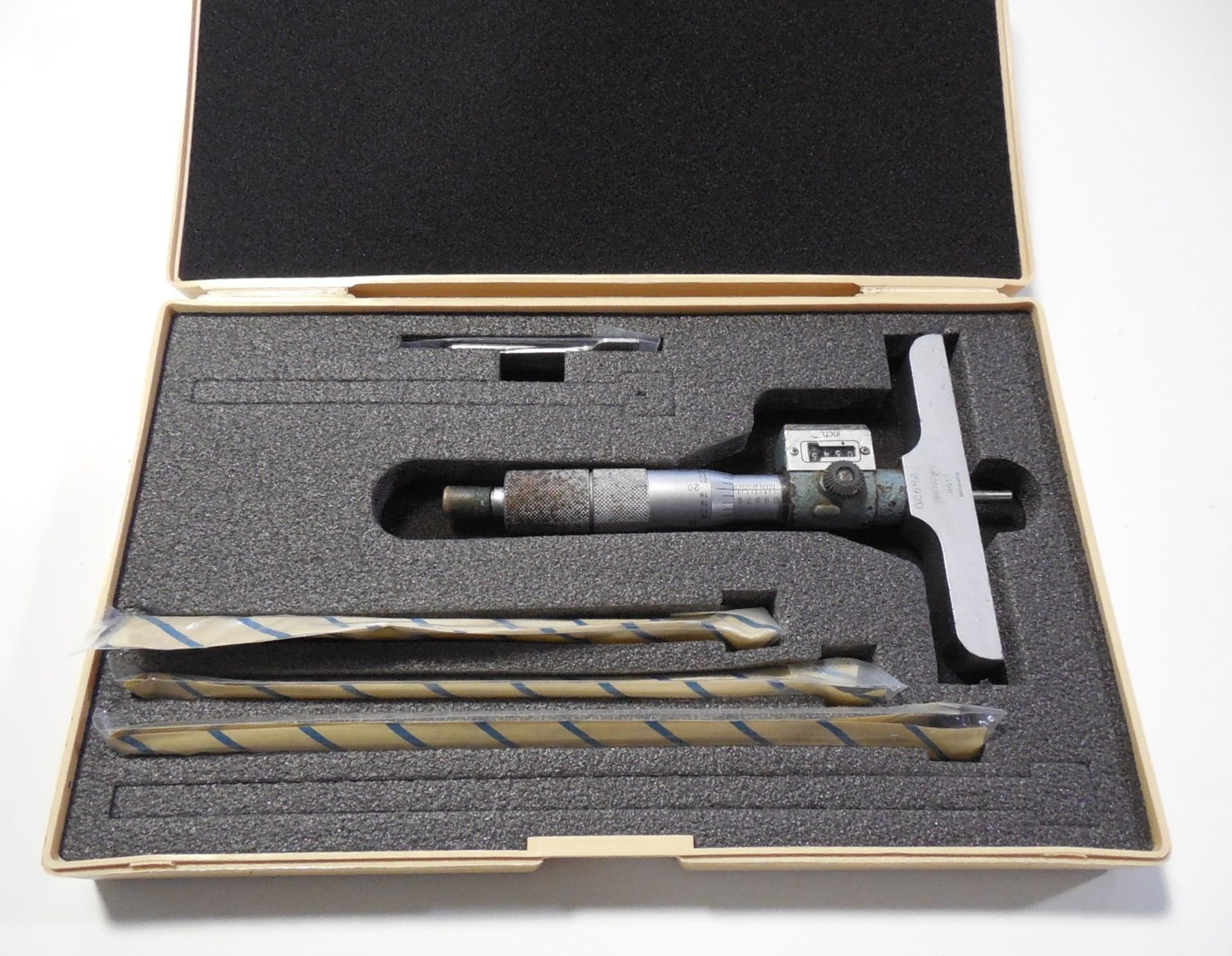 MITUTOYO  SERIES 129 DIGITAL DEPTH MICROMETER