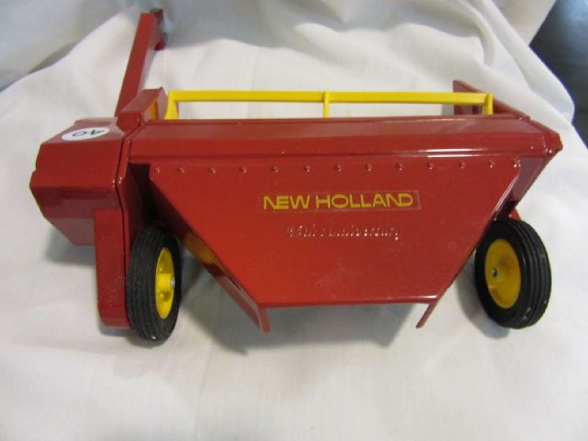 Scale Models New Holland Haybine, "25th Anniversary", New, 1:16 Scale - Image 3 of 4