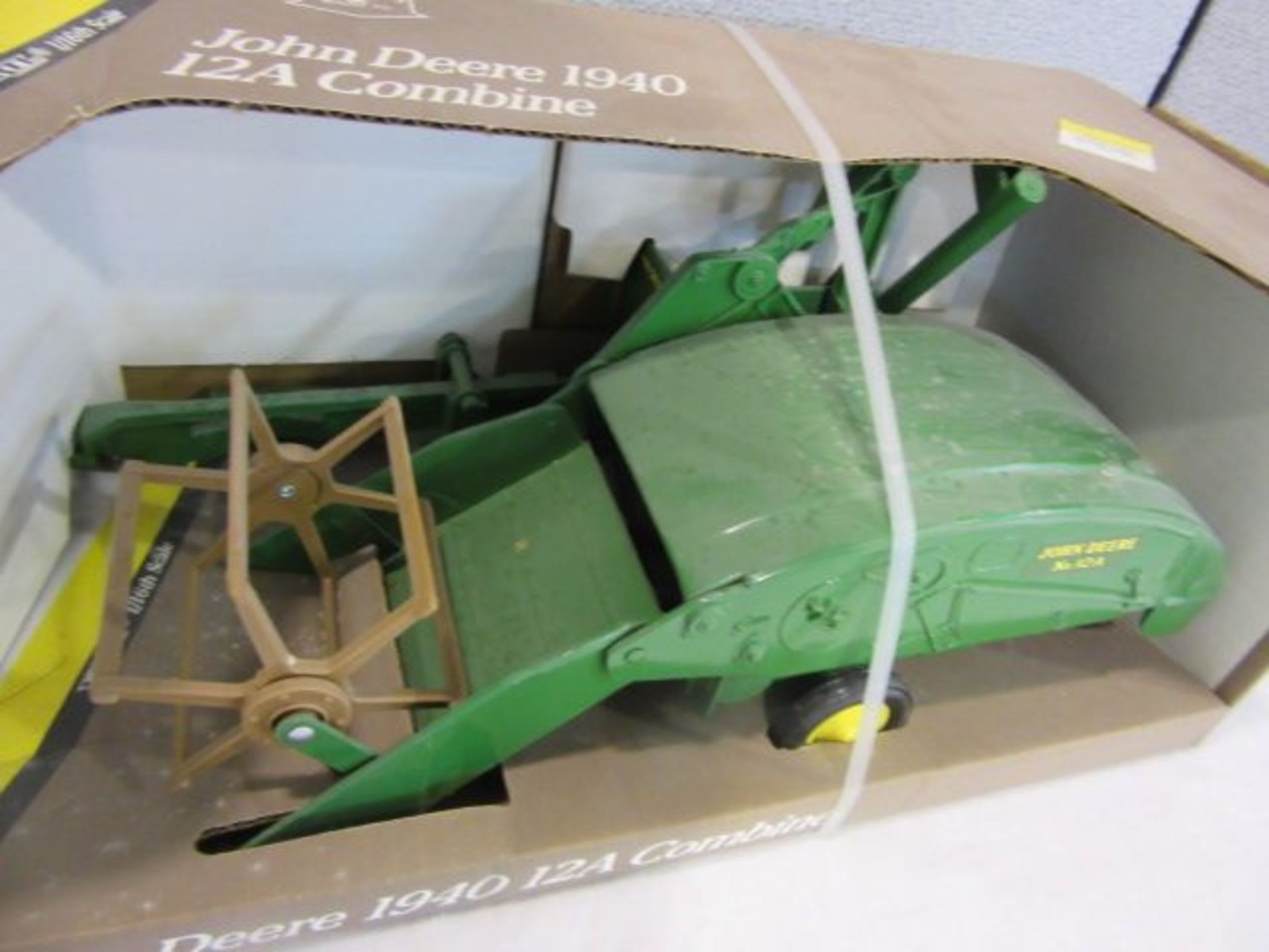 Ertl 1940 John Deere No. 12A Pull Along Combine, NIB, 1:16 Scale - Image 2 of 7