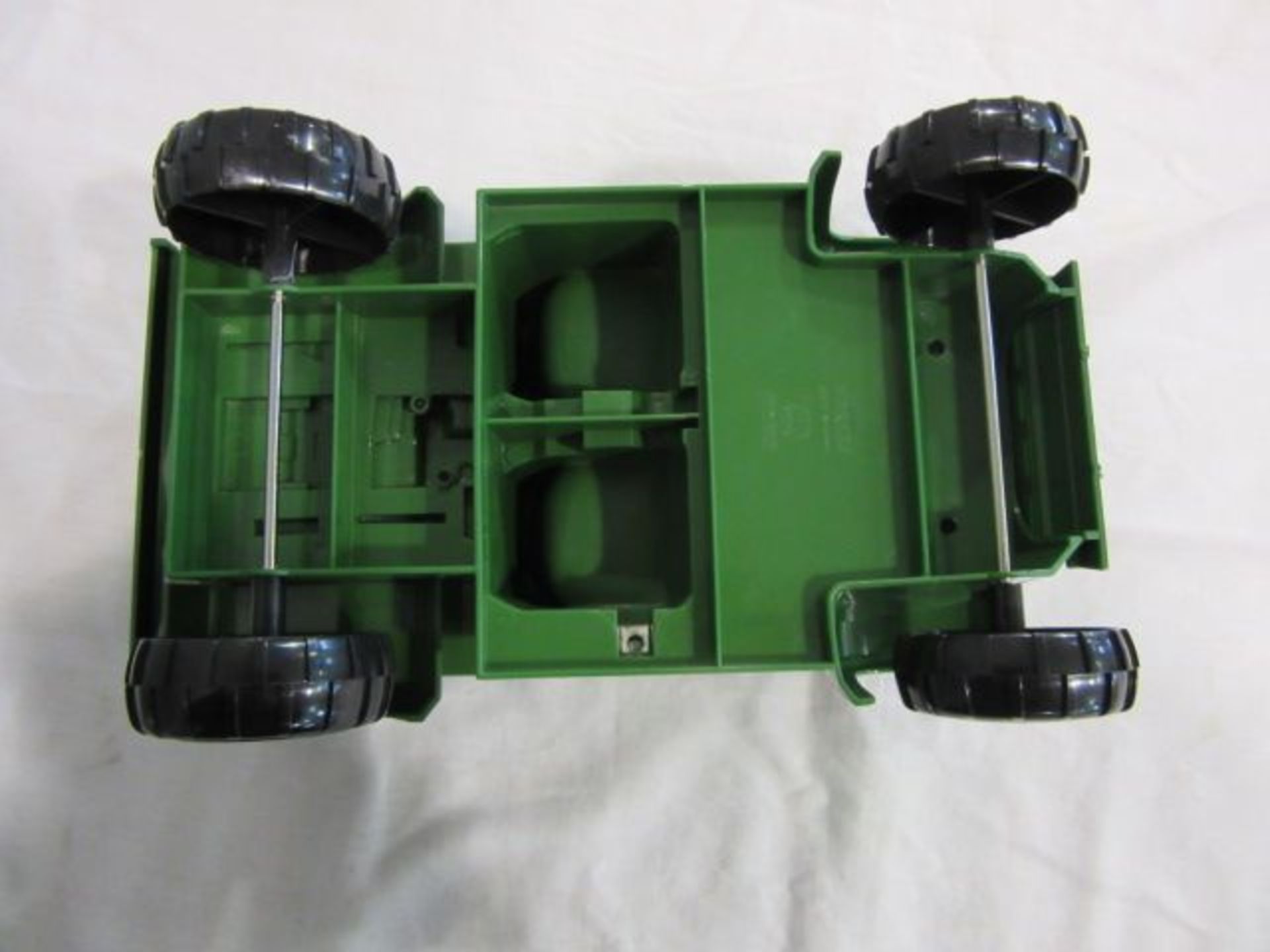 RC2 Brands Ertl John Deere Gator 4x2 Utility Vehicle, New, 1:8 Scale - Image 8 of 8