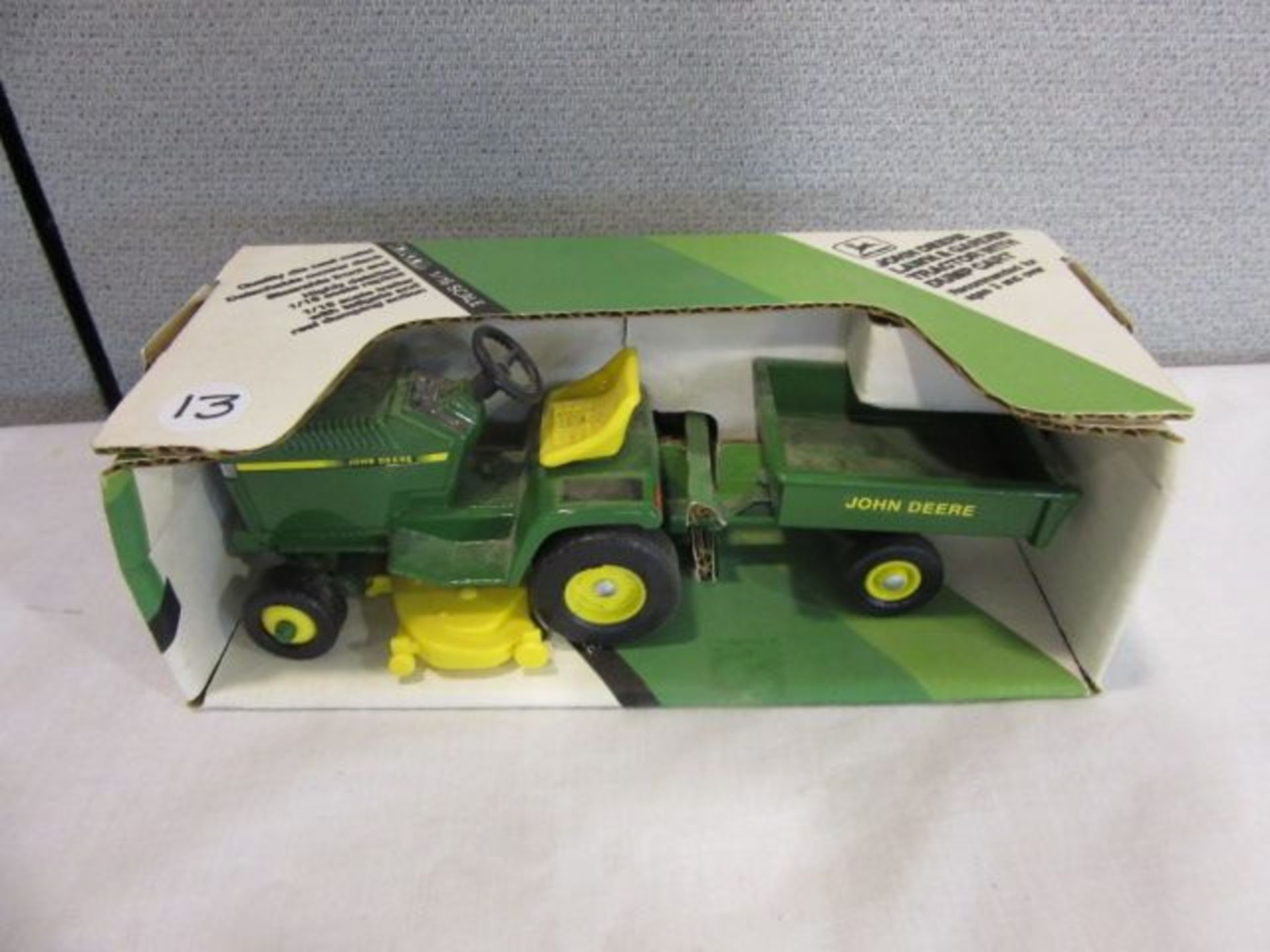 Ertl John Deere Lawn & Garden Tractor w/Dump Cart, NIB, 1:16 Scale