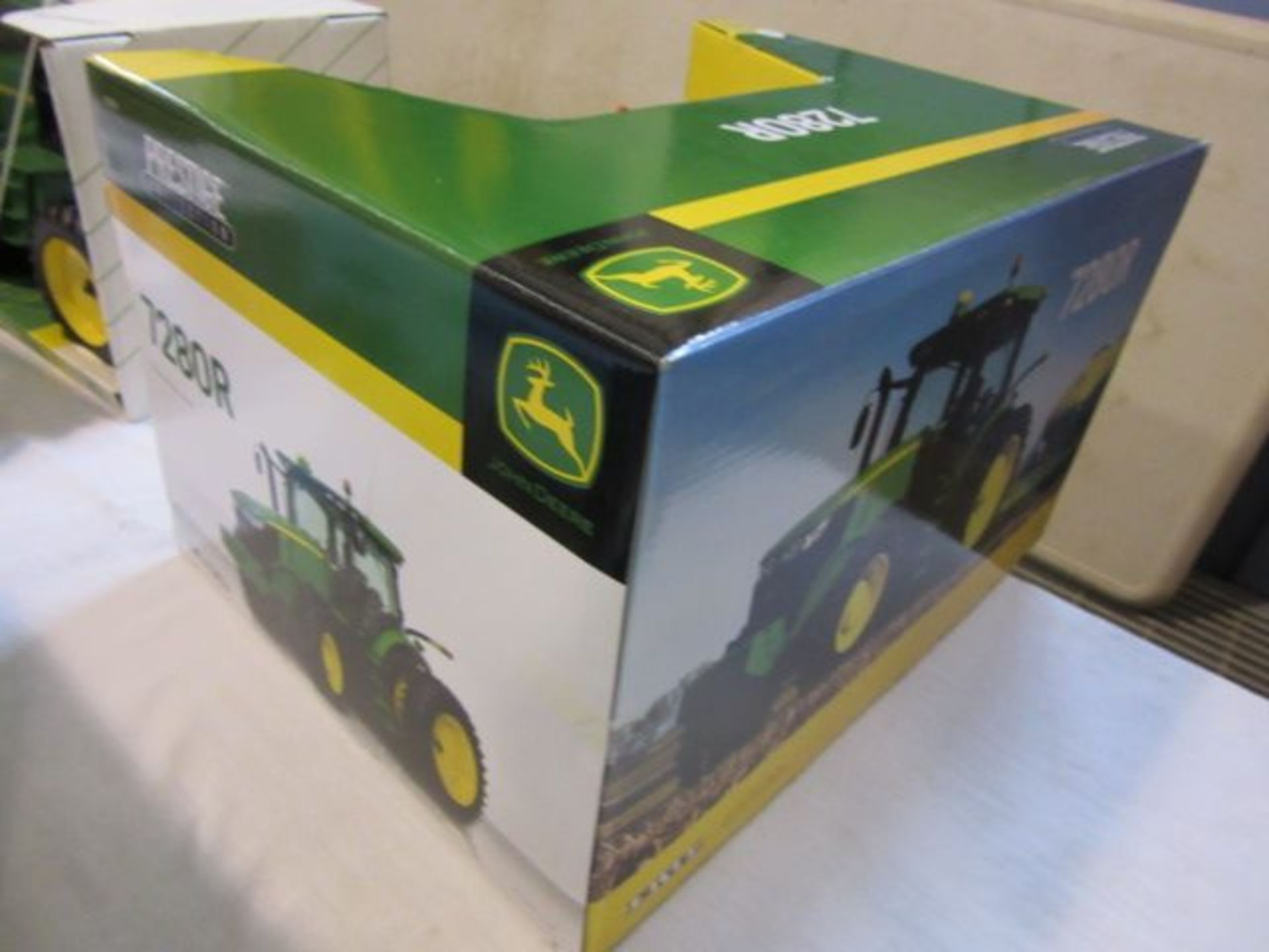 Ertl Prestige Collection John Deere 7280R 4WD Tractor w/Enclosed Cab, Dual Rear Wheels, NIB, 1:16 - Image 5 of 6