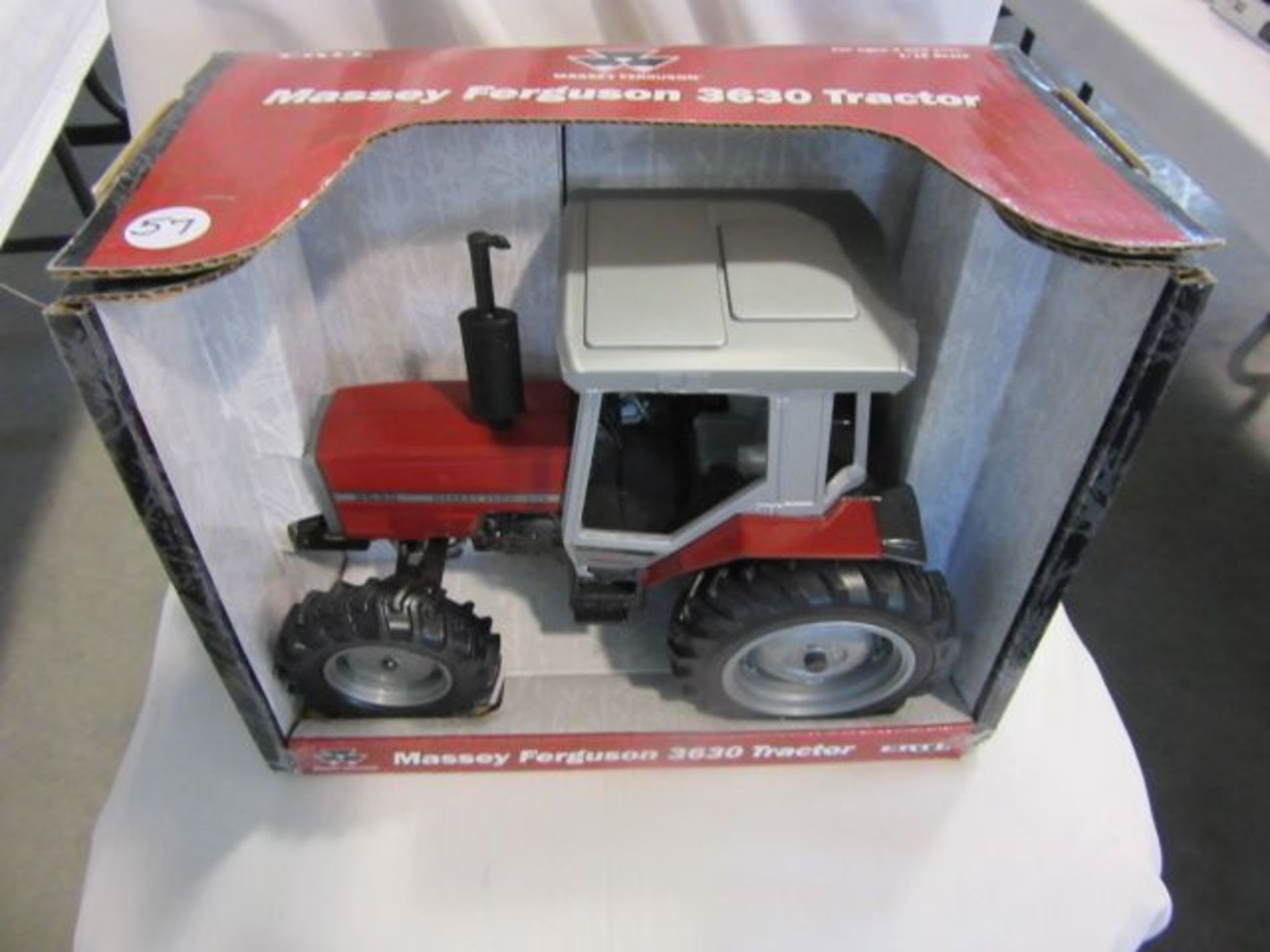 Ertl Massey Ferguson 3630 4WD Tractor w/Cab, Front Weights, NIB, 1:16 Scale