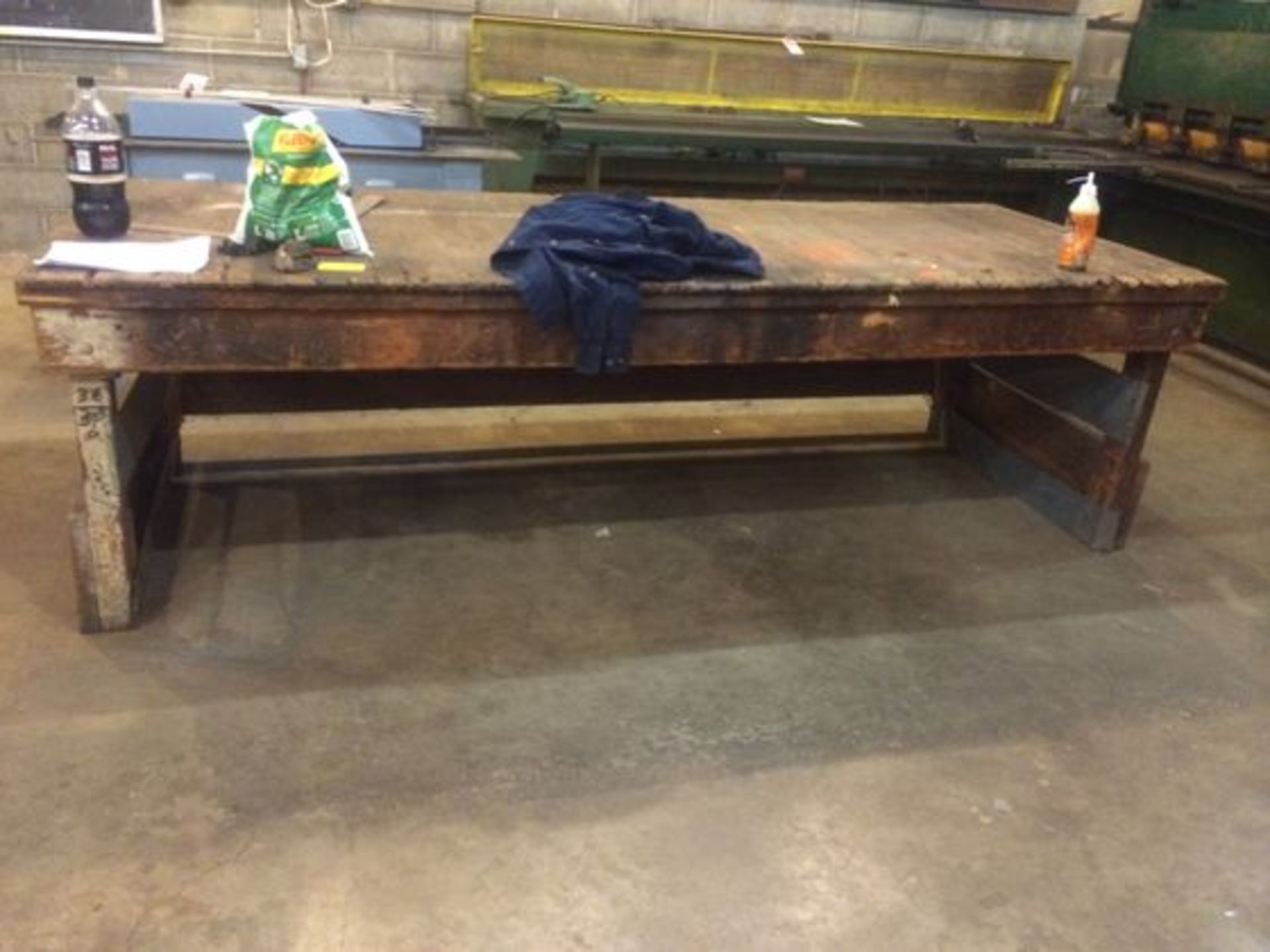 Wood work bench