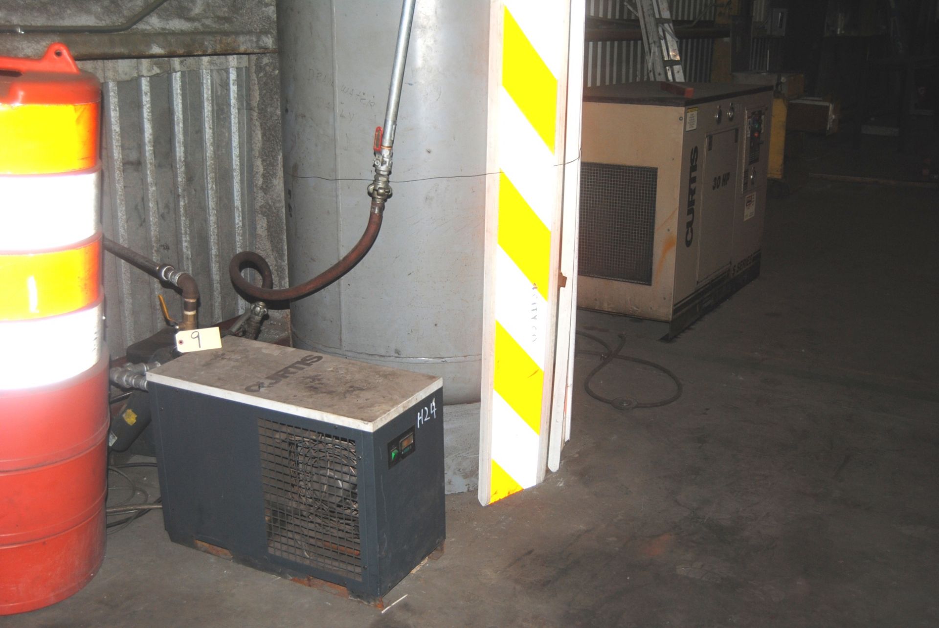 Curtis Air compressor and dryer - Image 5 of 8