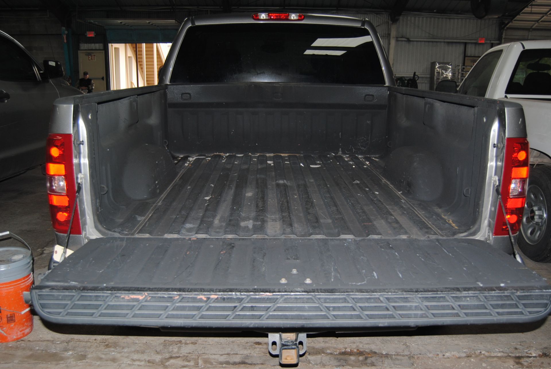 2007 Chevrolet Silverado 1500 Extended cab work truck - Image 6 of 9