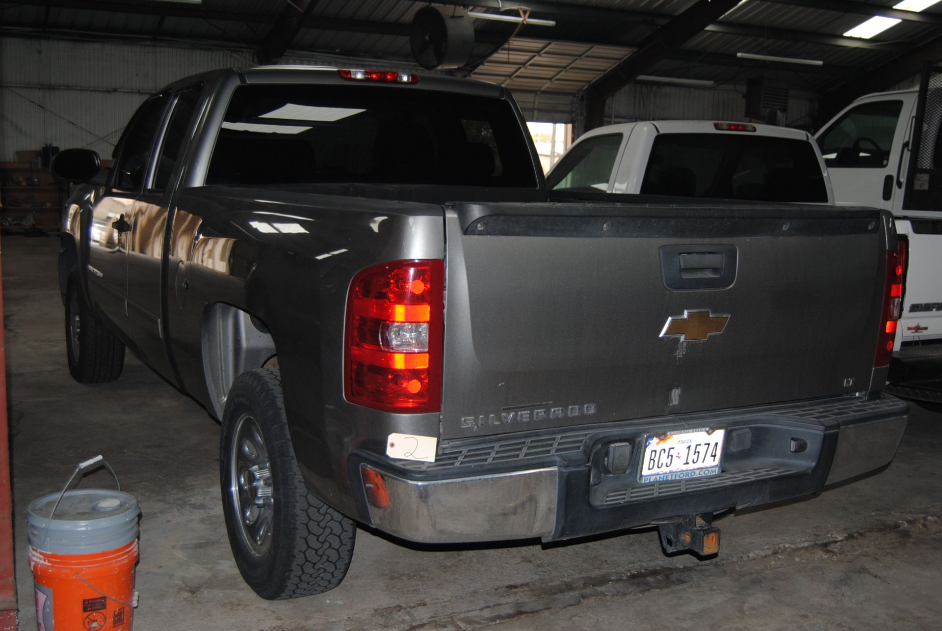 2007 Chevrolet Silverado 1500 Extended cab work truck - Image 4 of 9