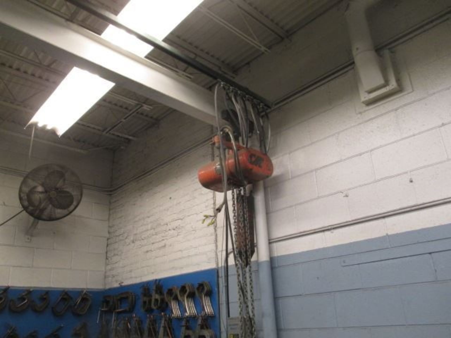 CM 2-Ton Electric Chain Hoist Electric Pendant Controlled - Image 2 of 4