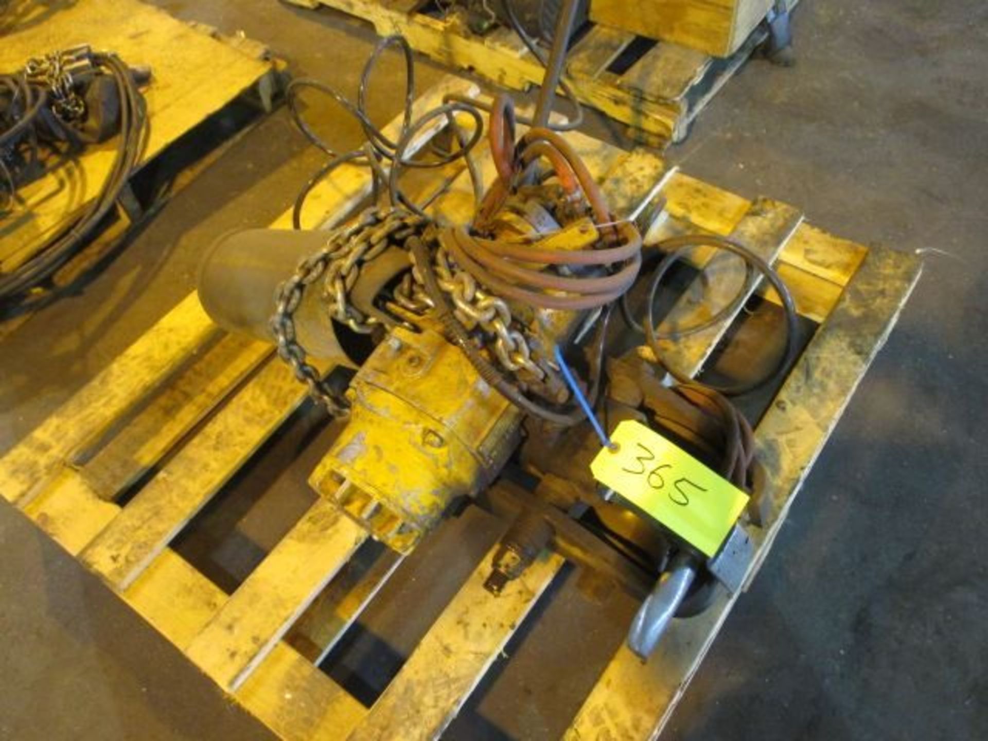 Ingersoll-Rand 3-Ton Electric Chain Hoist Pendant Controlled; with Beam Attachment - Image 3 of 3