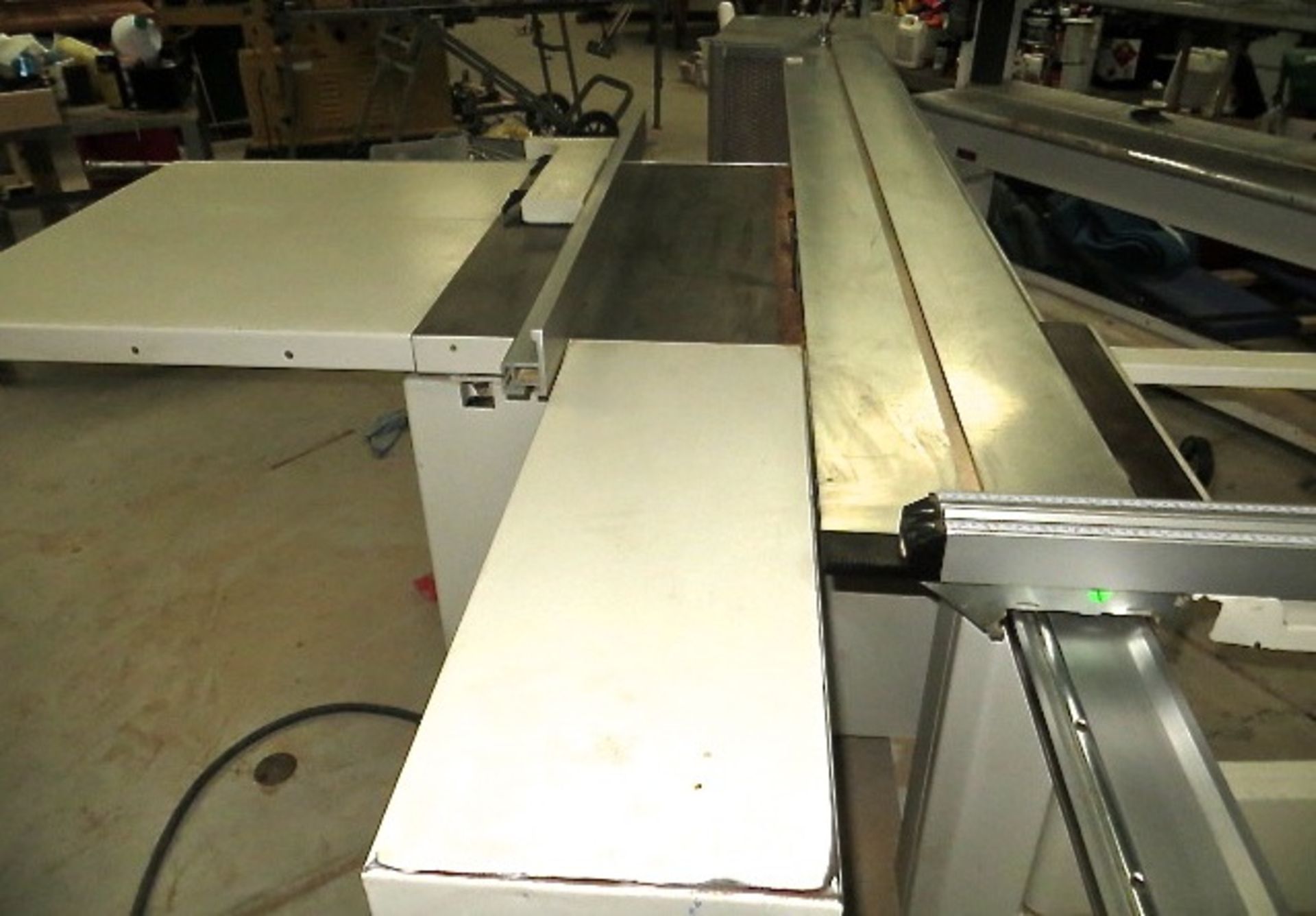 SCMI/SI300 Nova Sliding Table Saw 3 Phase - Image 3 of 5