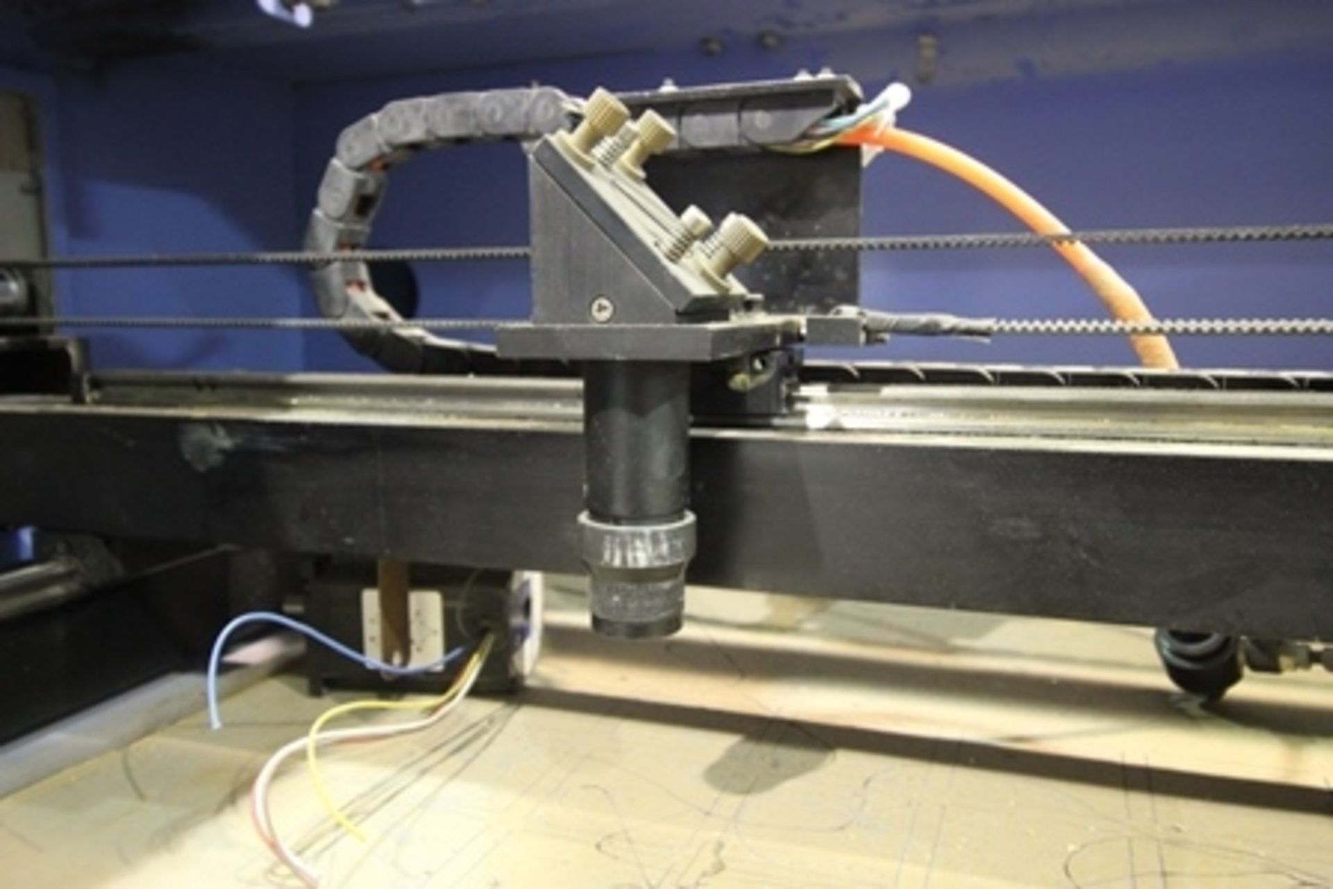 Phillican CO2 laser engraver and cutting machine, model 6090. Laser power: 80w, 2Kw. - Image 7 of 18