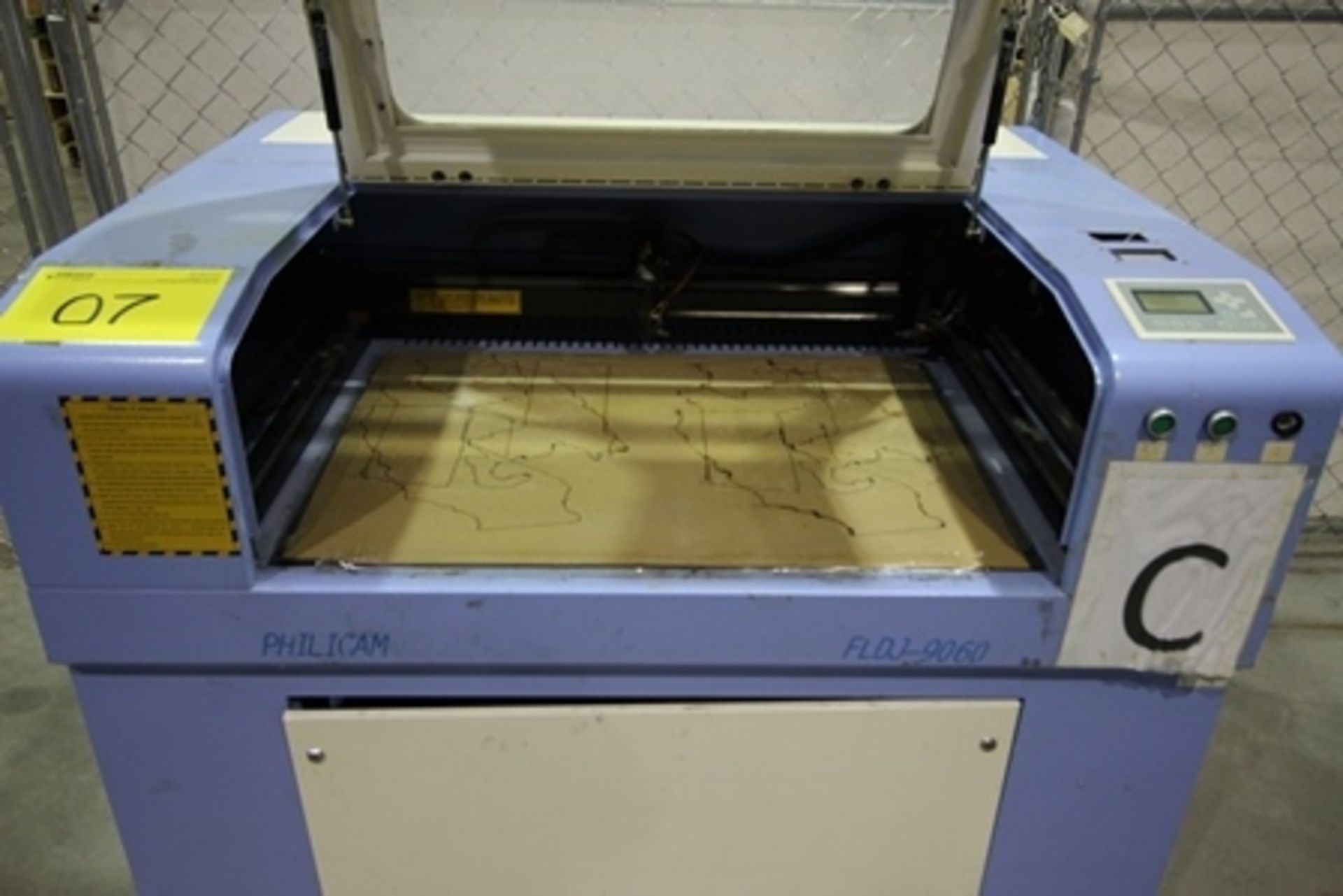 Phillican CO2 laser engraver and cutting machine, model 6090. - Image 6 of 23