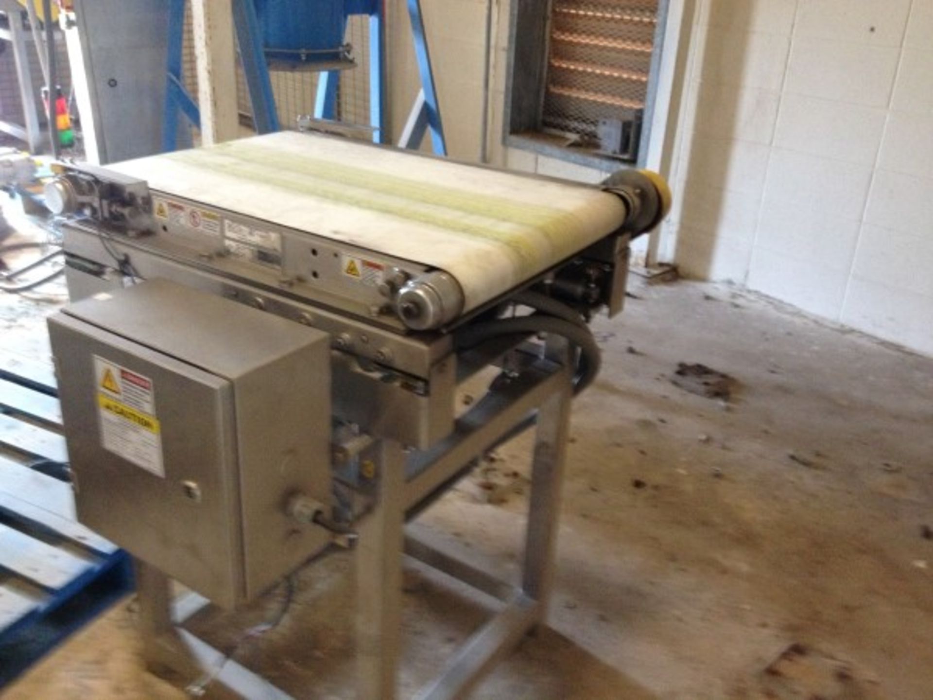 Lot 19: 2011 Mettler Toledo Checkweigher and Control, 24” Belt, 5KG max, MDL. CS3600XS, S/N - Image 3 of 8