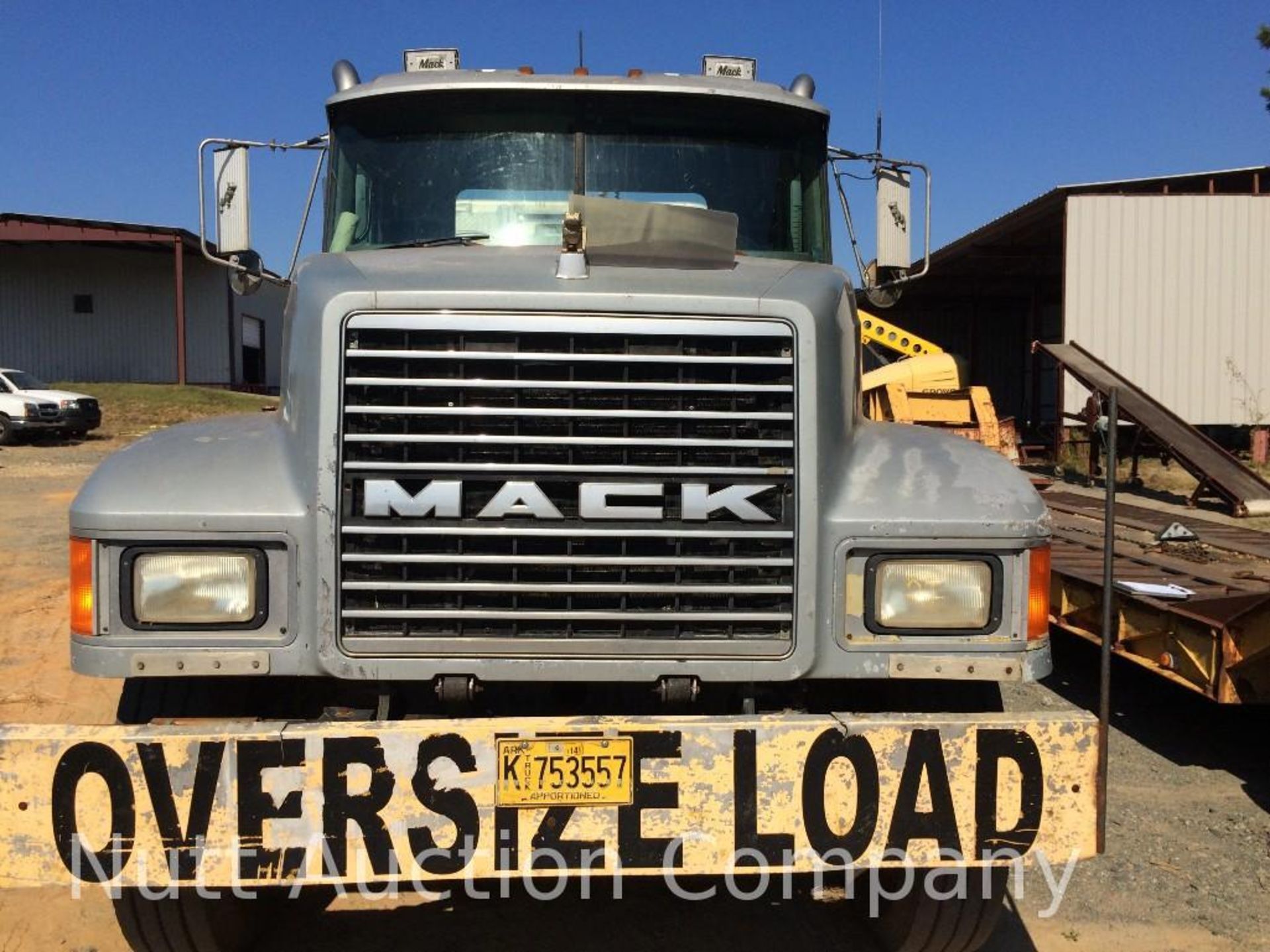 1998 Mack CH613 Truck E7-427 Mileage: 438,945, Engine Type: L6, 12.0L (728 CID), Fuel Type: - Image 13 of 20