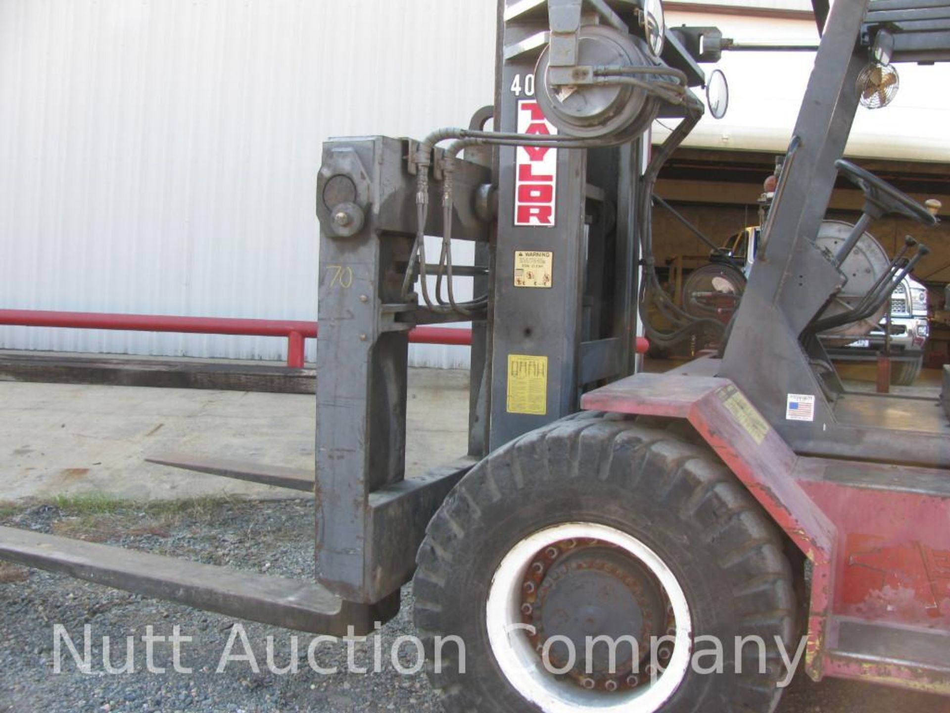 Taylor TE 40-30 Eagle Forklift Serial: S-P2-26106, Engine: Cummins Diesel, Hours: 1729 W/Extra - Image 23 of 28