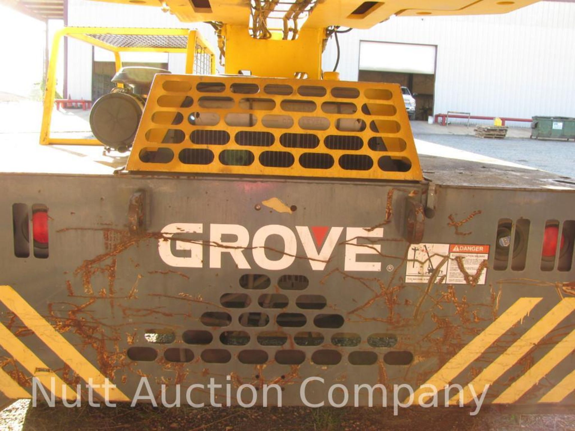 Grove YB4415 Carry Deck Crane Serial: 320094, Engine: Cummins Diesel, Hours: 1955, PAT DS 150 - Image 2 of 9