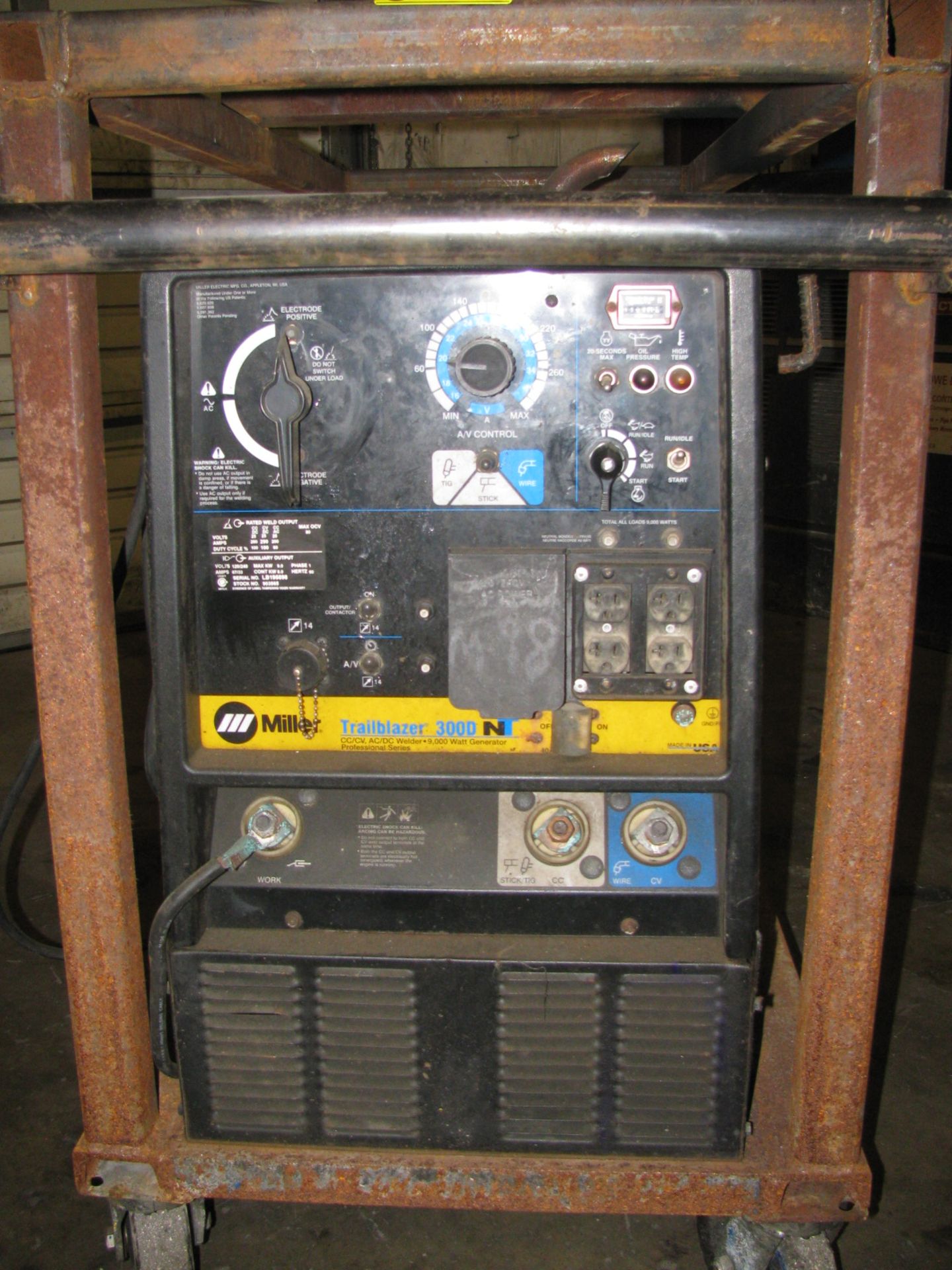 Miller Trailblazer 300D NT Welder (Diesel) 1,360 Hours - Image 3 of 8