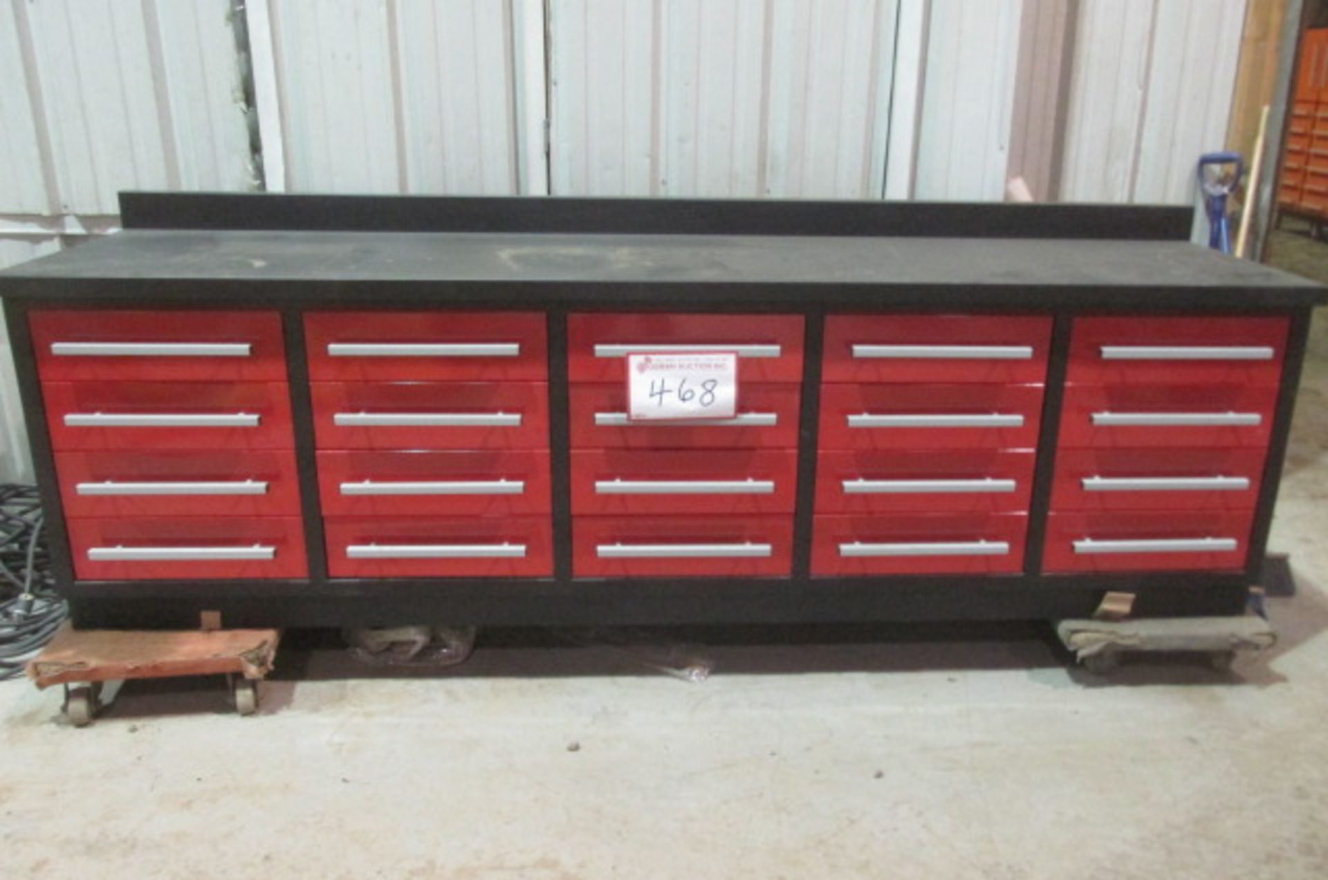 UNUSED 10' 20 DRAWER H/D WORKBENCH