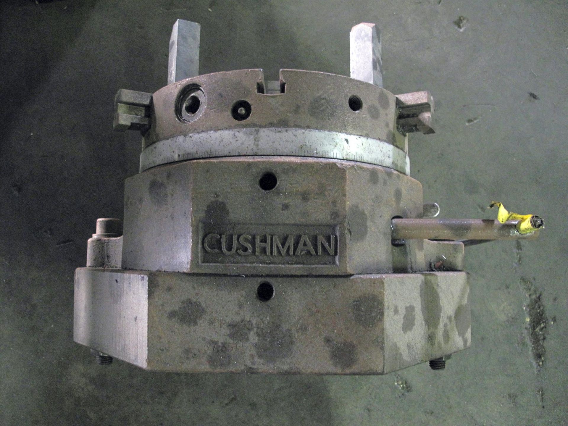 ROTARY TABLE, CUSHMAN, on H.D. right angle stand, approx. 24" swing, 12" dia. 3-jaw chuck w/2- - Image 4 of 4