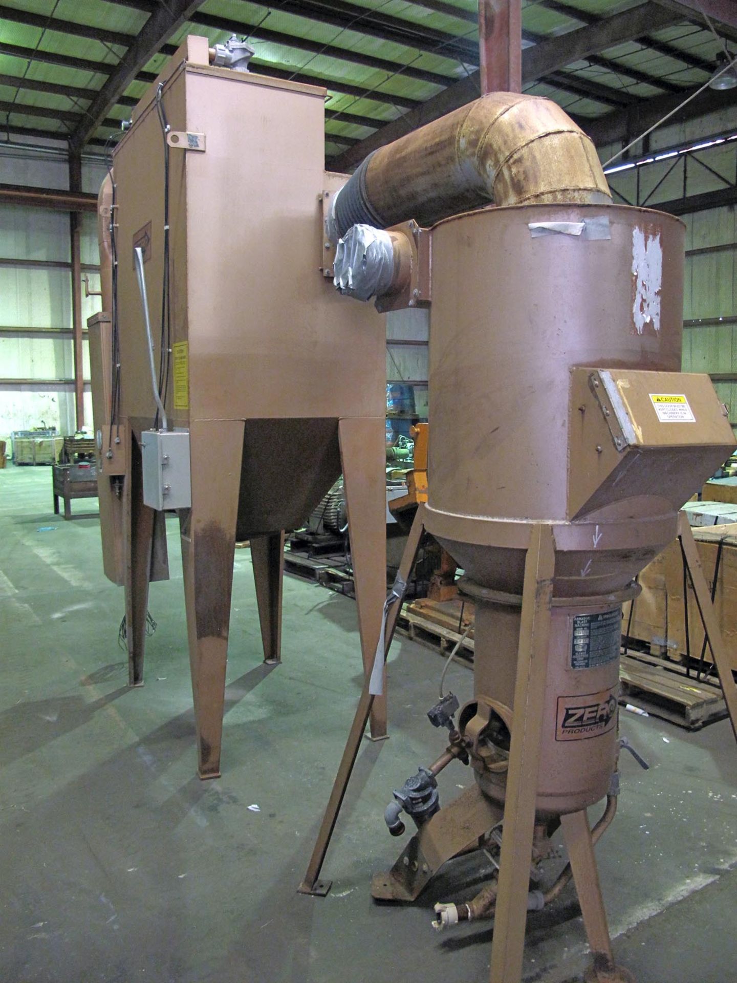 ABRASIVE BLAST MACHINE, CLEMCO INDUSTRIES MDL. 1642, 2.0 cu. ft. cap., Clemco Industries side - Image 8 of 8