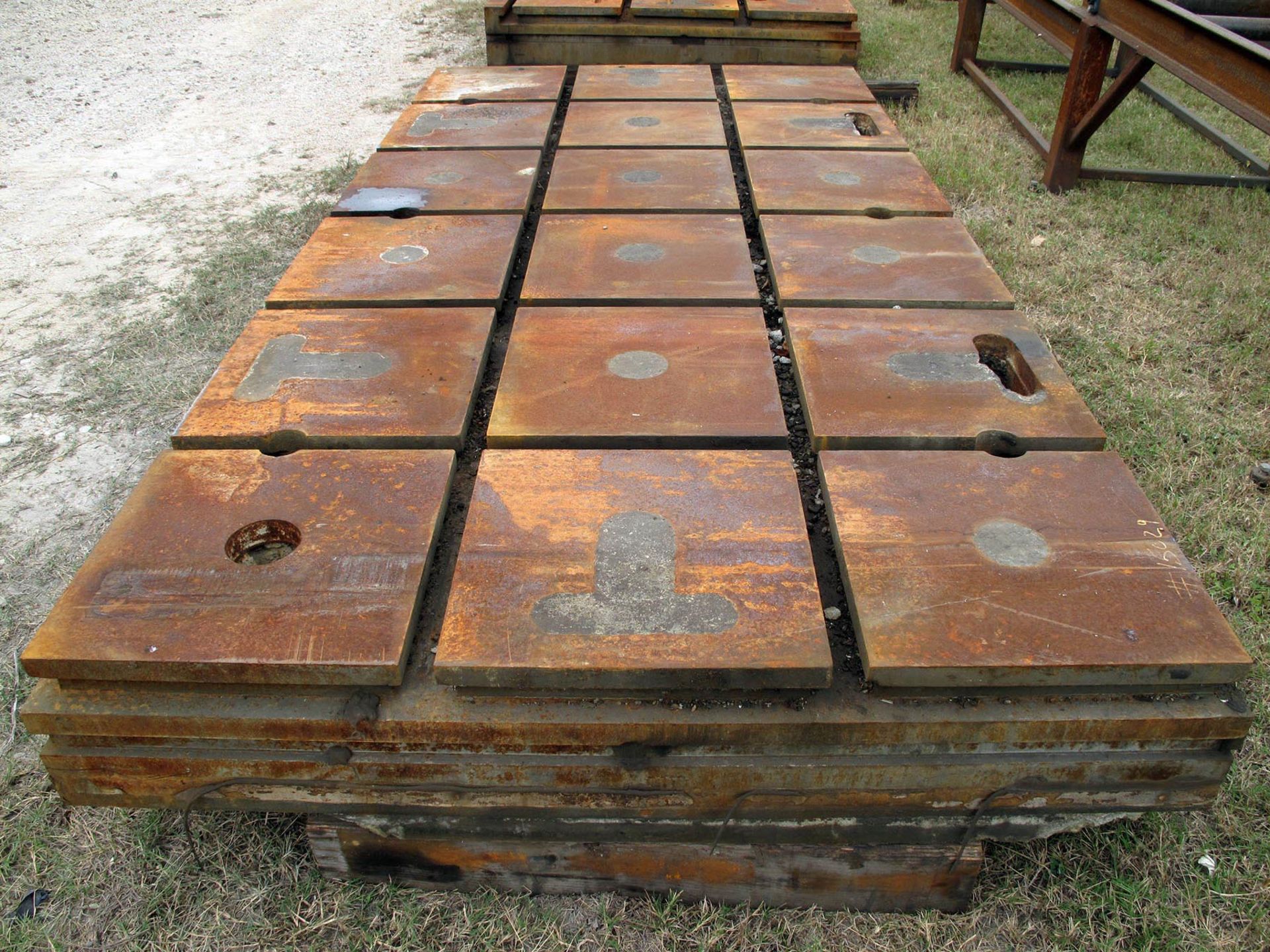 10' X 6â€™ T-SLOTTED FLOOR TABLE, 118-1/2" x 58-1/2" x 10" ht., (2) long. T-slots on 20" centers, (