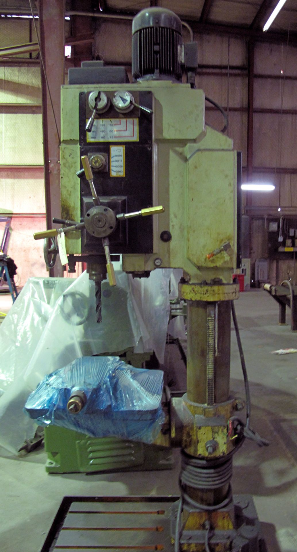 SINGLE SPINDLE DRILL PRESS, SUMMIT MDL. 3XHD, 2.125" drilling cap., 7.875" dia. column, 16.5" column - Image 4 of 6