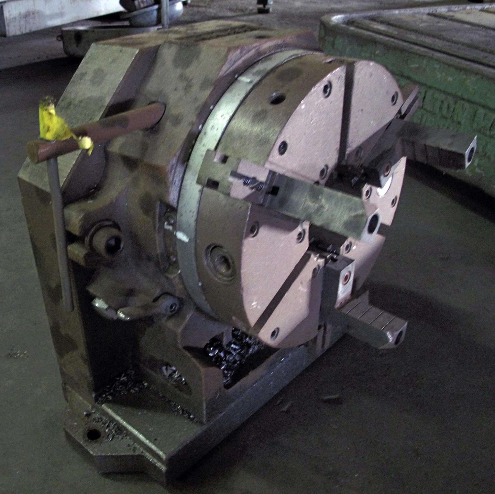 ROTARY TABLE, CUSHMAN, on H.D. right angle stand, approx. 24" swing, 12" dia. 3-jaw chuck w/2- - Image 2 of 4
