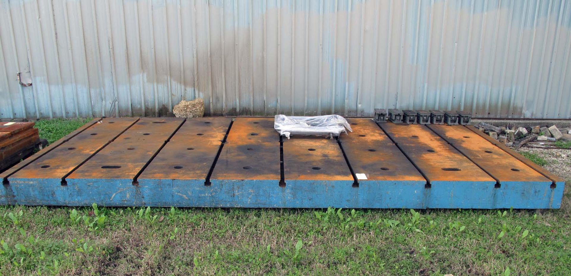 T-SLOTTED FLOOR PLATE, 15' x 8' x 10" thk. - Image 5 of 5