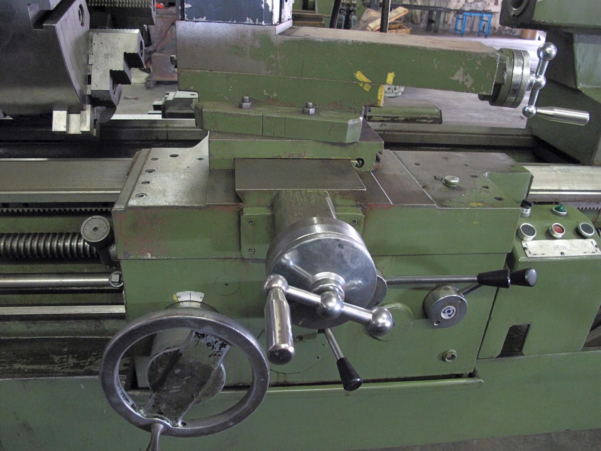 HOLLOW SPINDLE LATHE, LANSING 28" X 60", 28" sw. over bed, 18.875" sw. over crosslide, 37.75"sw. - Image 8 of 10